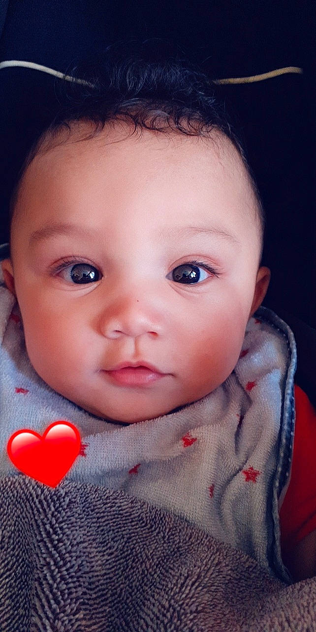 Djaymï participe au concours pour gagner de l'argent avec cette photo : baby, beauty, cheek, child, chin, close_up, ear, eye, eyebrow, face, forehead, head, iris, lip, mouth, nose, organ, person, portrait_photography, skin