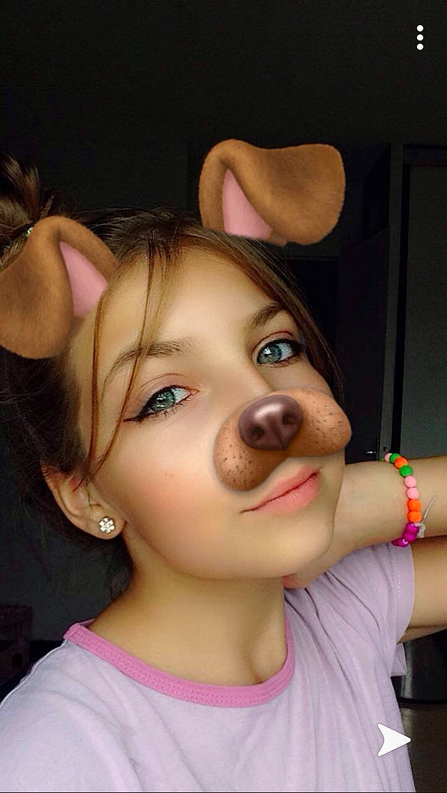 Celia participe au concours pour gagner de l'argent avec cette photo : beauty, cheek, child, close_up, ear, eye, eyebrow, eyelash, face, forehead, fun, head, lip, mouth, neck, nose, organ, person, photography, pink