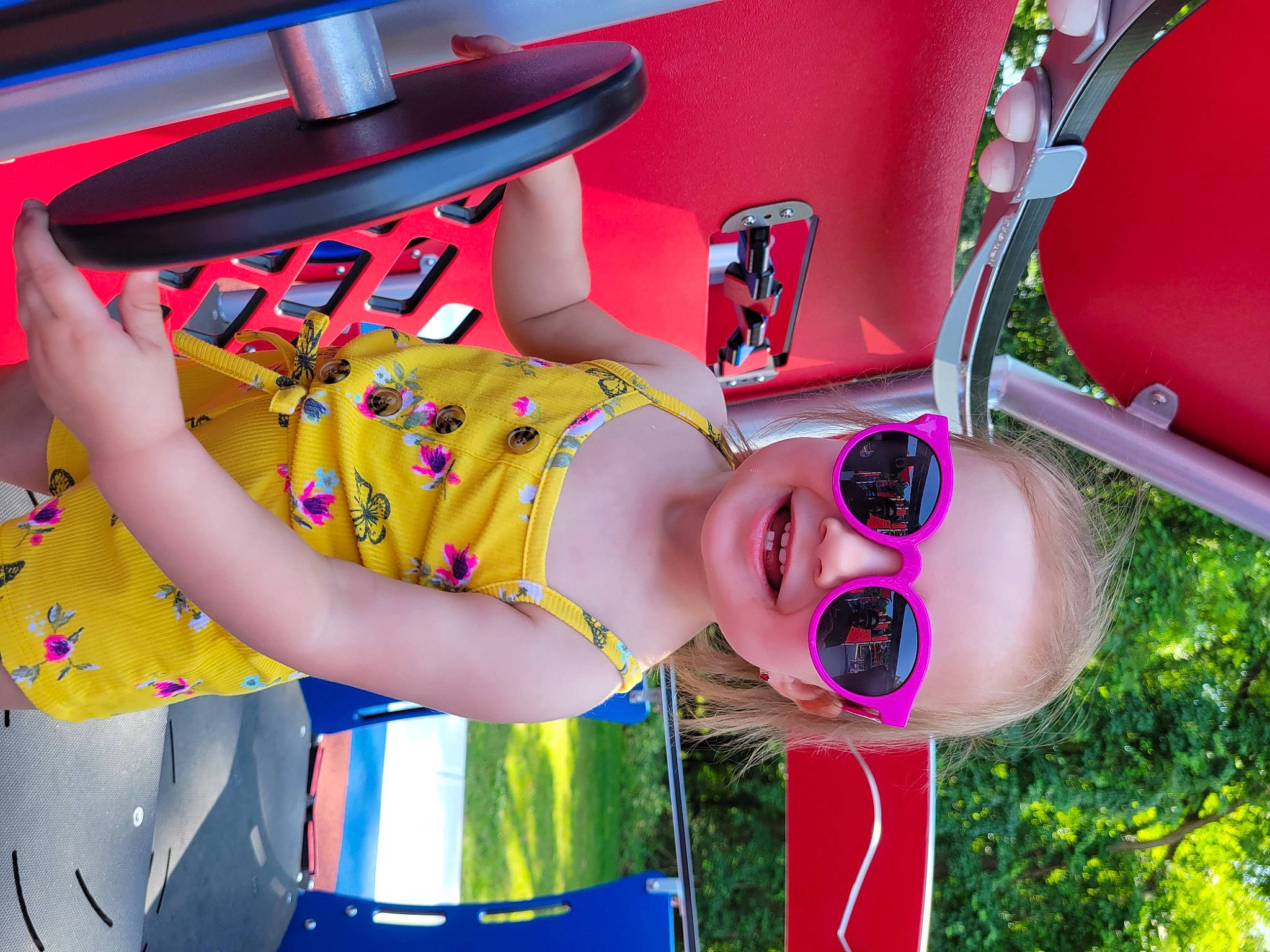 Maxine is registered to the contest to win money with this photo: art, beauty, eyewear, fashion, fun, glasses, happy, hat, human_leg, joy, leisure, magenta, person, pink, plant, recreation, smile, snapshot, summer, sunglasses