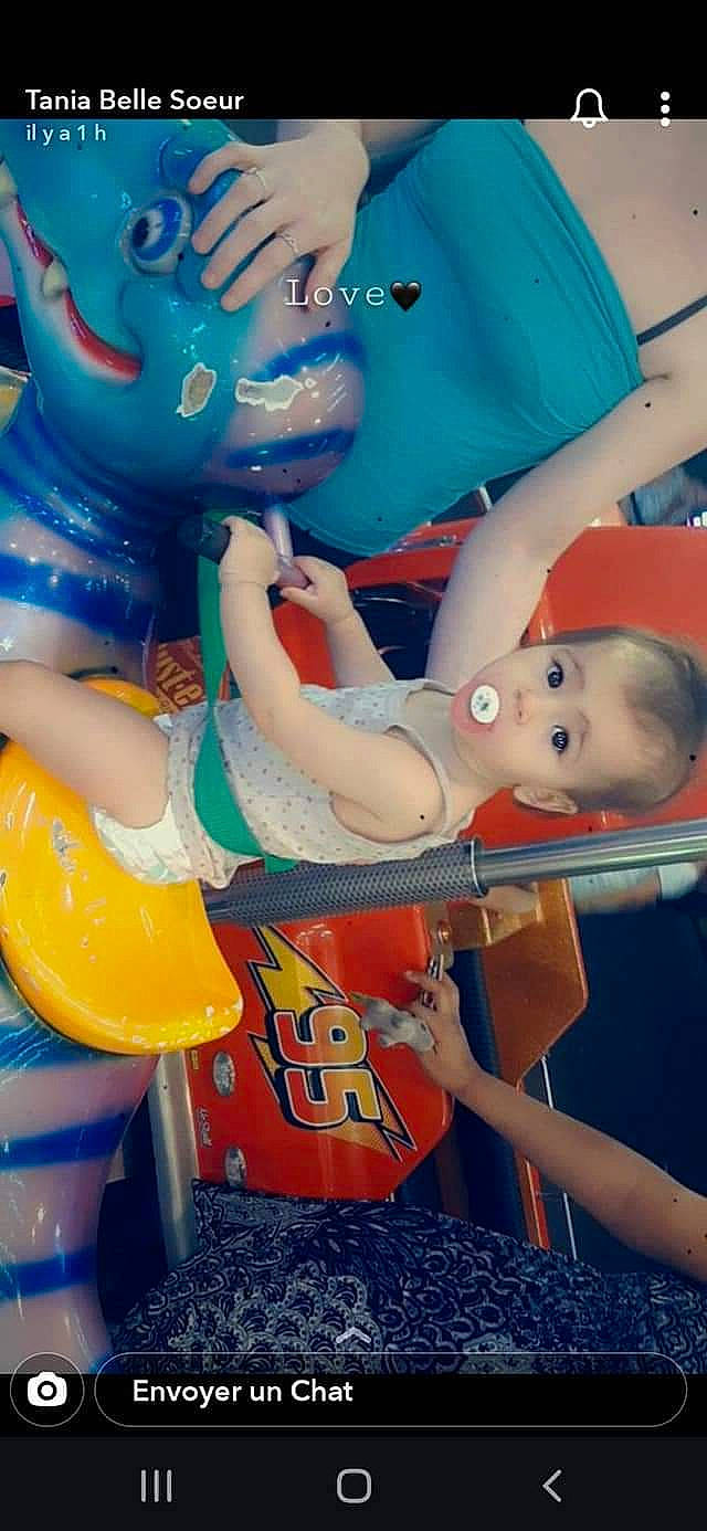 Salma a rejoint le concours — aidez-le/la à gagner de superbes lots ! figurine, person, toy