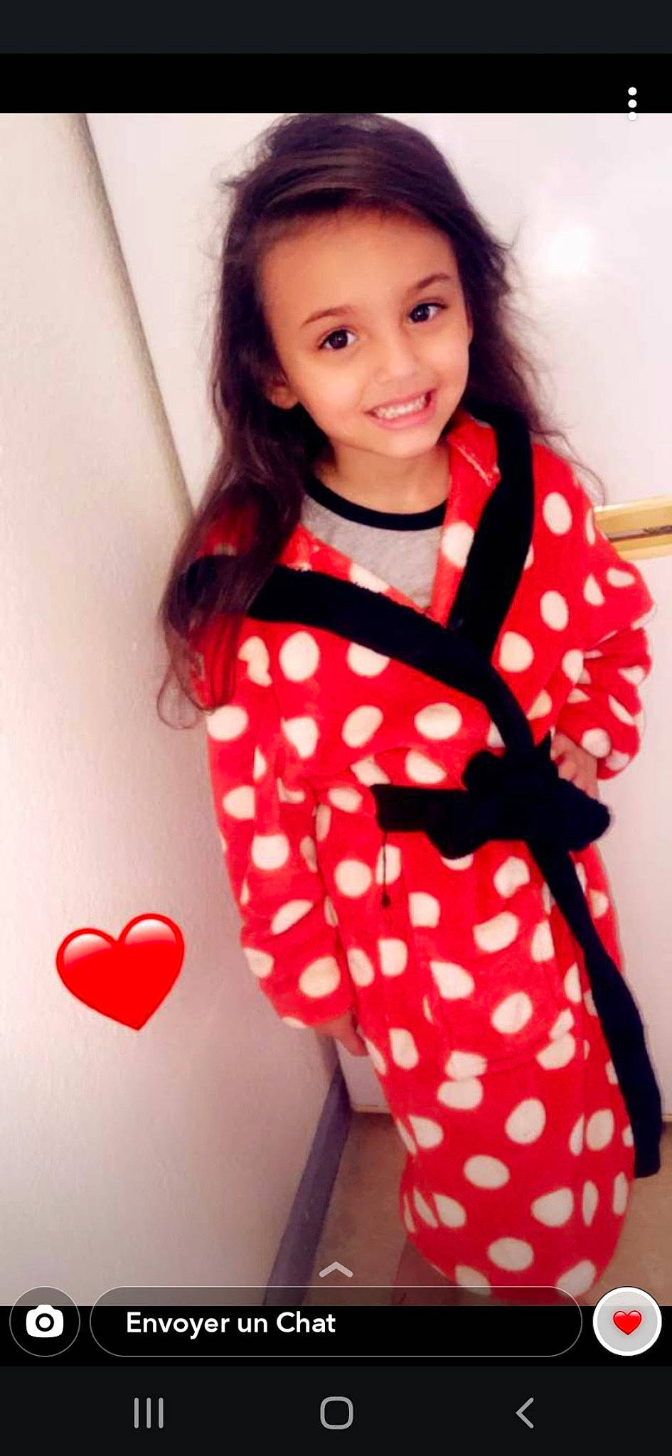 Shanna participe au concours pour gagner de l'argent avec cette photo : child, child_model, clothing, design, heart, joy, outerwear, pattern, person, polka_dot, sleeve, toddler