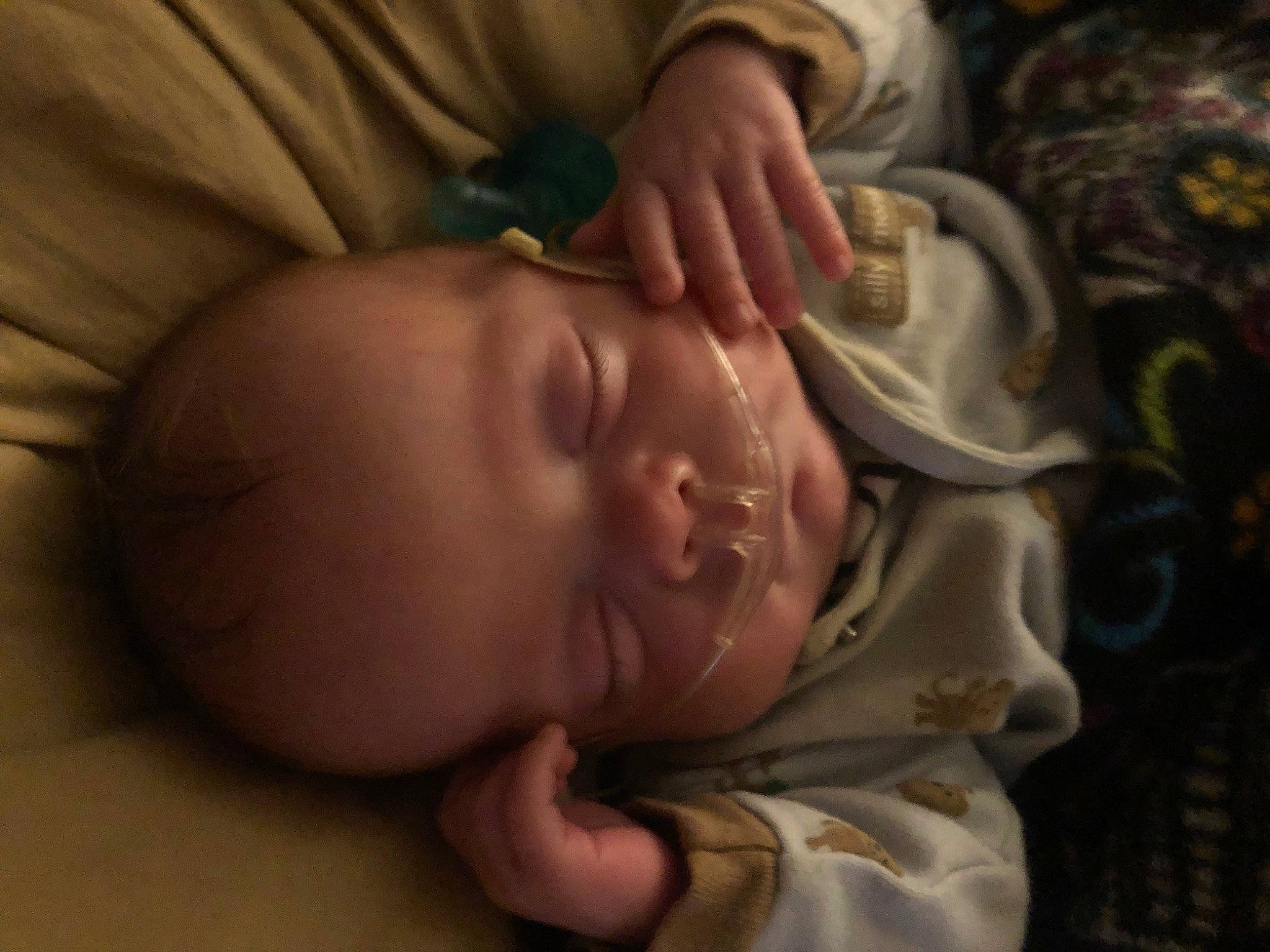 Destry is registered to the contest to win money with this photo: baby, baby_toddler_clothing, cheek, child, chin, comfort, ear, eye, eyebrow, eyelash, face, gesture, head, human_body, mouth, nose, person, skin, thumb, toddler