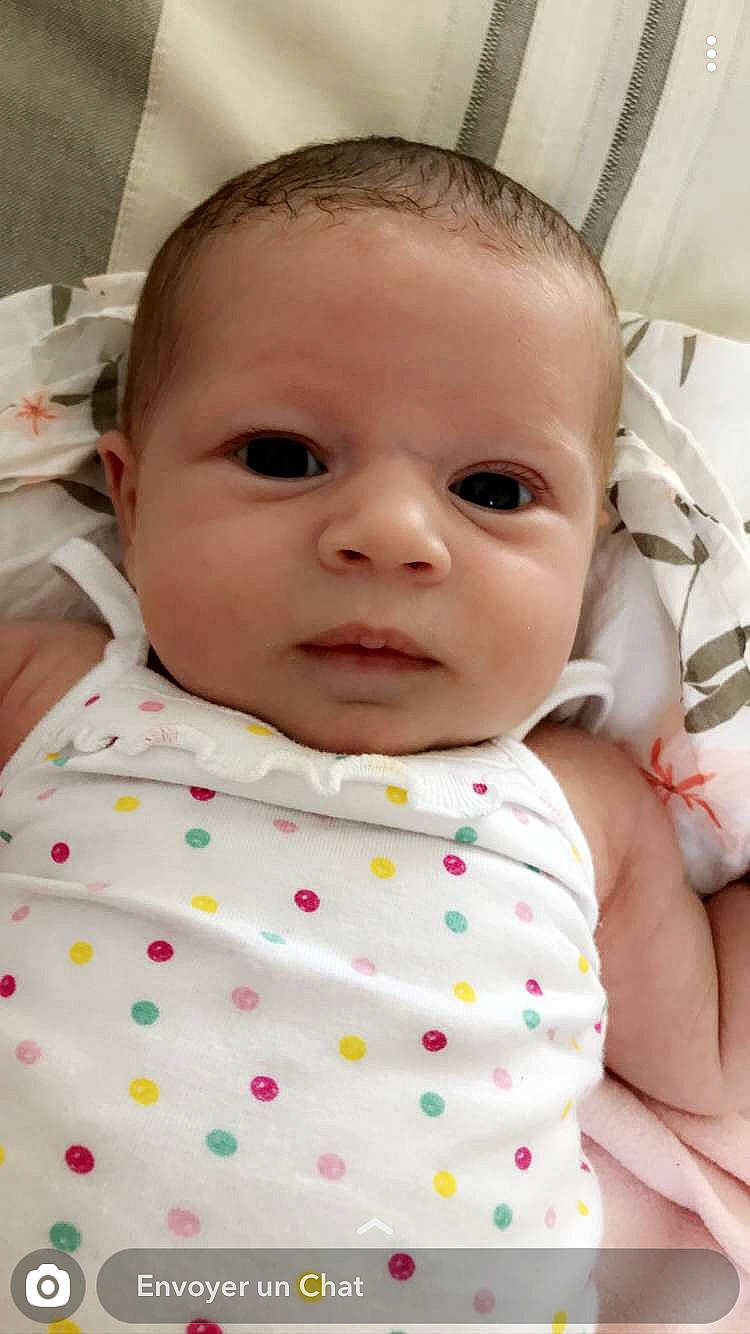 Inès a rejoint le concours — aidez-le/la à gagner de superbes lots ! baby, cheek, child, eye, face, head, lip, mouth, nose, pattern, person, pink, skin, toddler