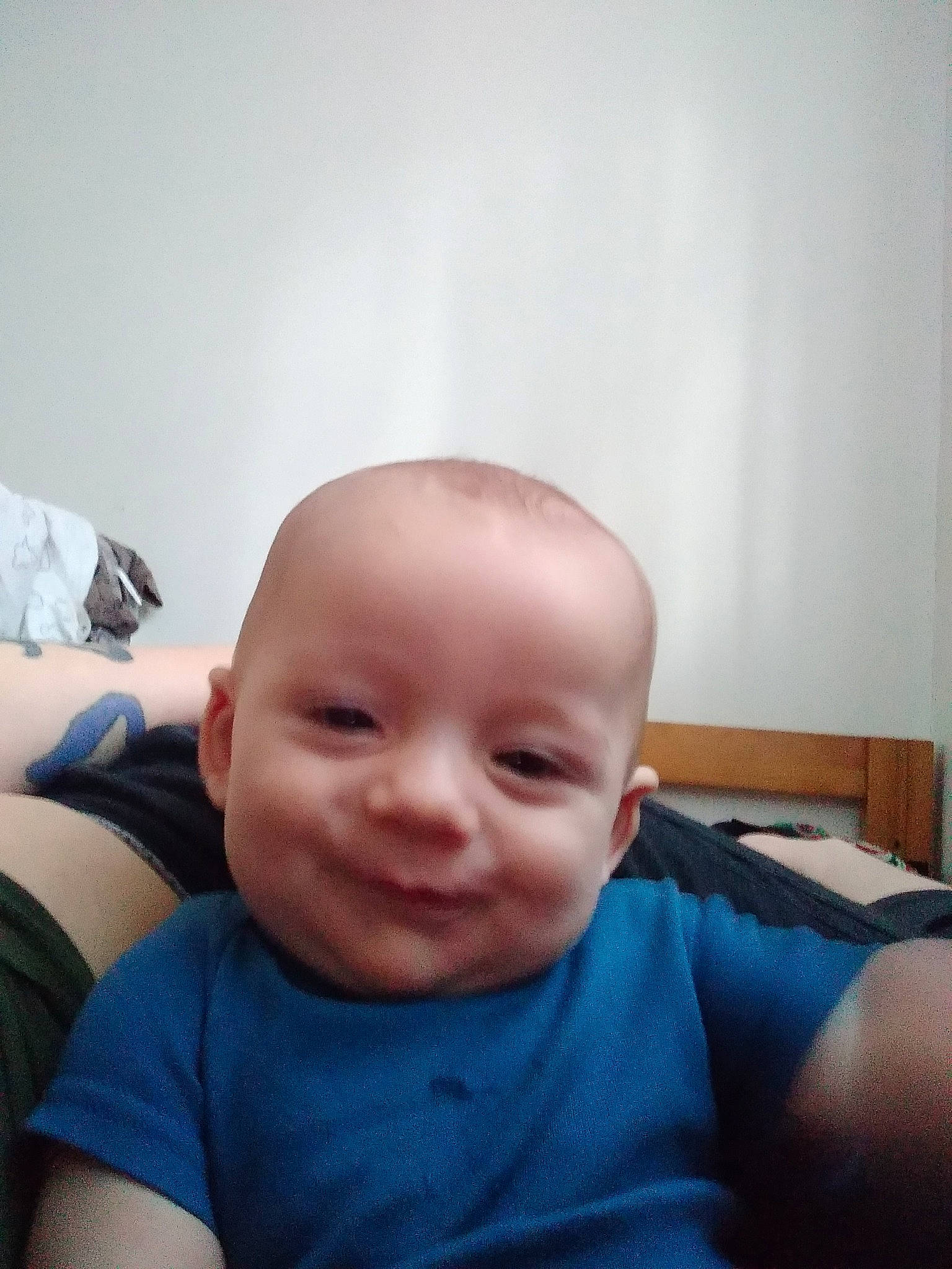 Sampson is registered to the contest to win money with this photo: arm, baby, baby_toddler_clothing, cheek, chest, comfort, elbow, electric_blue, eyelash, forehead, happy, jaw, mouth, nose, person, selfie, skin, sleeve, smile, t_shirt