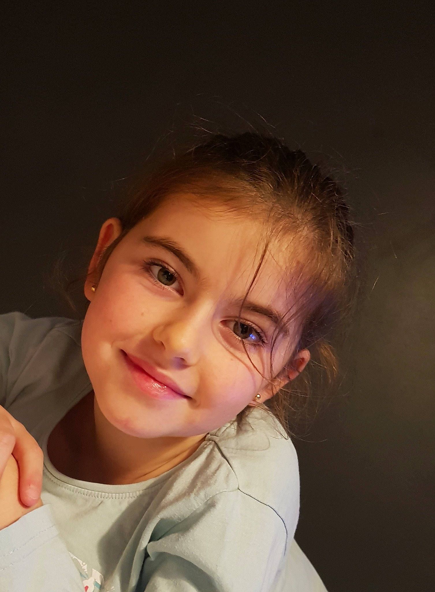 Loicya a rejoint le concours — aidez-le/la à gagner de superbes lots ! cheek, child, chin, ear, eye, eyebrow, face, facial_expression, forehead, fun, hair, hairstyle, head, iris, joy, lip, nose, person, photography, skin