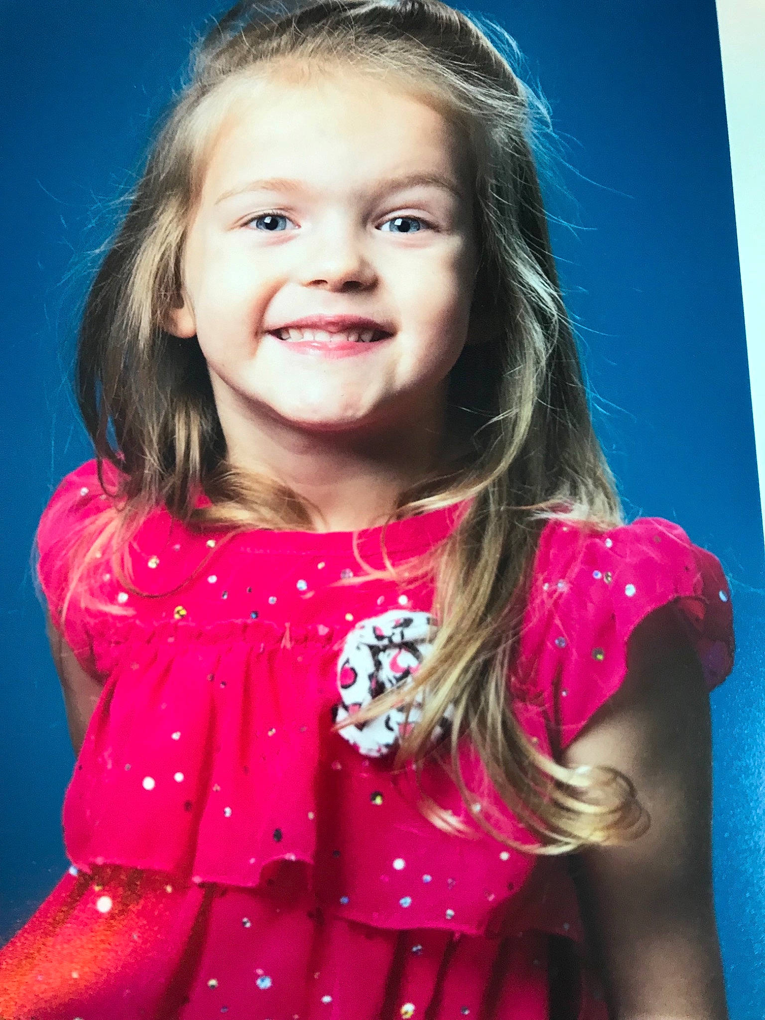 Taelyn is registered to the contest to win money with this photo: beauty, blond, brown_hair, cheek, child, child_model, face, facial_expression, fun, hair, hairstyle, happy, head, iris, joy, lip, long_hair, person, photography, pink