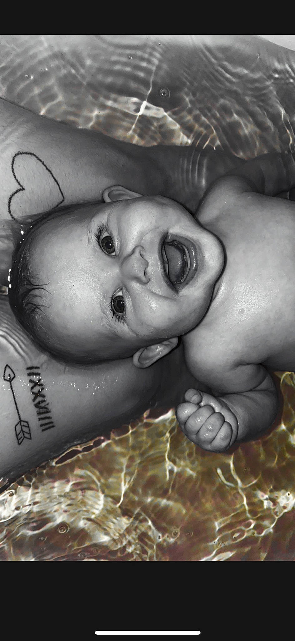 Octavia participe au concours pour gagner de l'argent avec cette photo : cheek, chest, child, eye, eyebrow, eyelash, flash_photography, forehead, fun, gesture, happy, head, iris, jaw, lip, mouth, nose, person, skin, smile