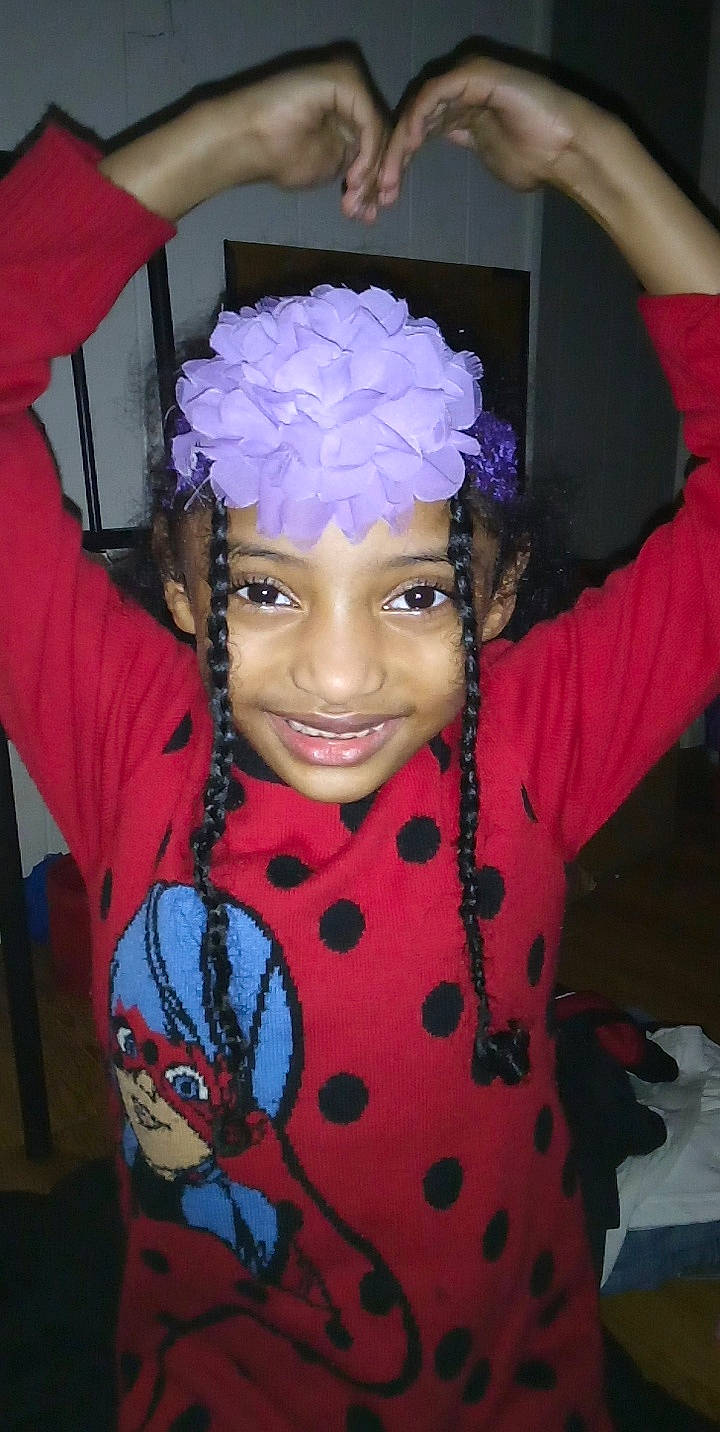 Giana joined the competition — help win amazing prizes! electric_blue, entertainment, event, eyelash, fashion_design, fun, glove, happy, head, headgear, headpiece, headwear, joy, lipstick, magenta, makeover, performing_arts, person, pink, purple