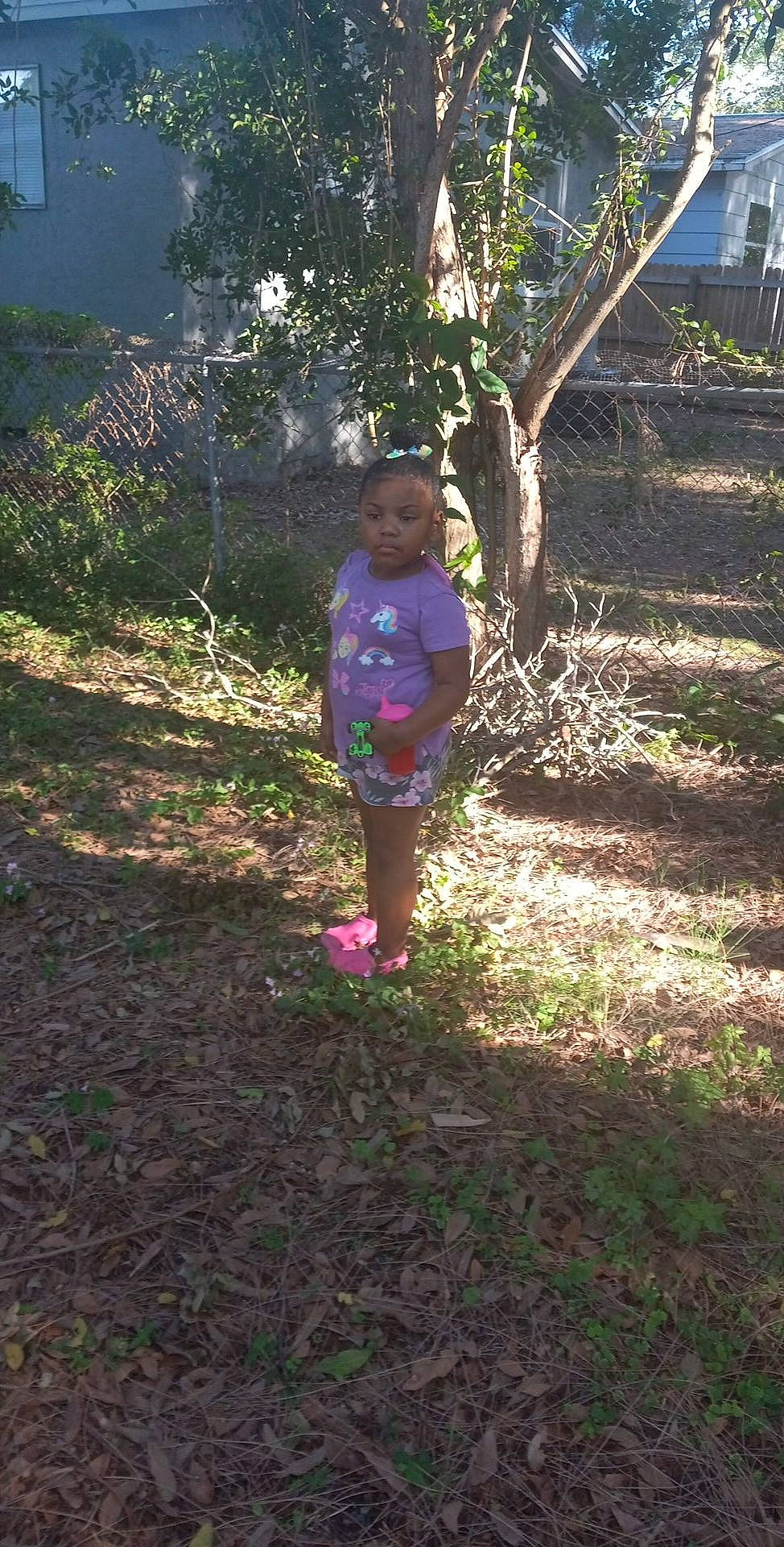 Jihadi is registered to the contest to win money with this photo: botany, electric_blue, fun, grass, grass_family, grassland, happy, lawn, leaf, leisure, meadow, people_in_nature, person, plant, recreation, shrub, standing, sunlight, tints_and_shades, toddler