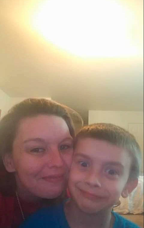 Sammy is registered to the contest to win money with this photo: cheek, child, chin, cloud, eye, eyebrow, face, facial_expression, forehead, friendship, fun, happy, head, nose, people, person, photography, selfie, skin, sky