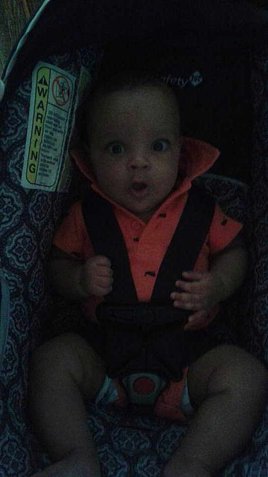 Rayshon Jr is registered to the contest to win money with this photo: