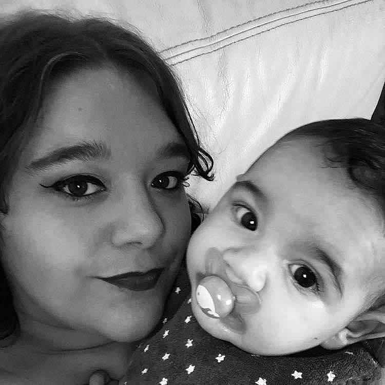 Lorenzo participe au concours pour gagner de l'argent avec cette photo : black, cheek, chin, ear, eye, eyebrow, eyelash, forehead, hair, hairstyle, happy, iris, jaw, joy, lip, mouth, neck, nose, organ, person