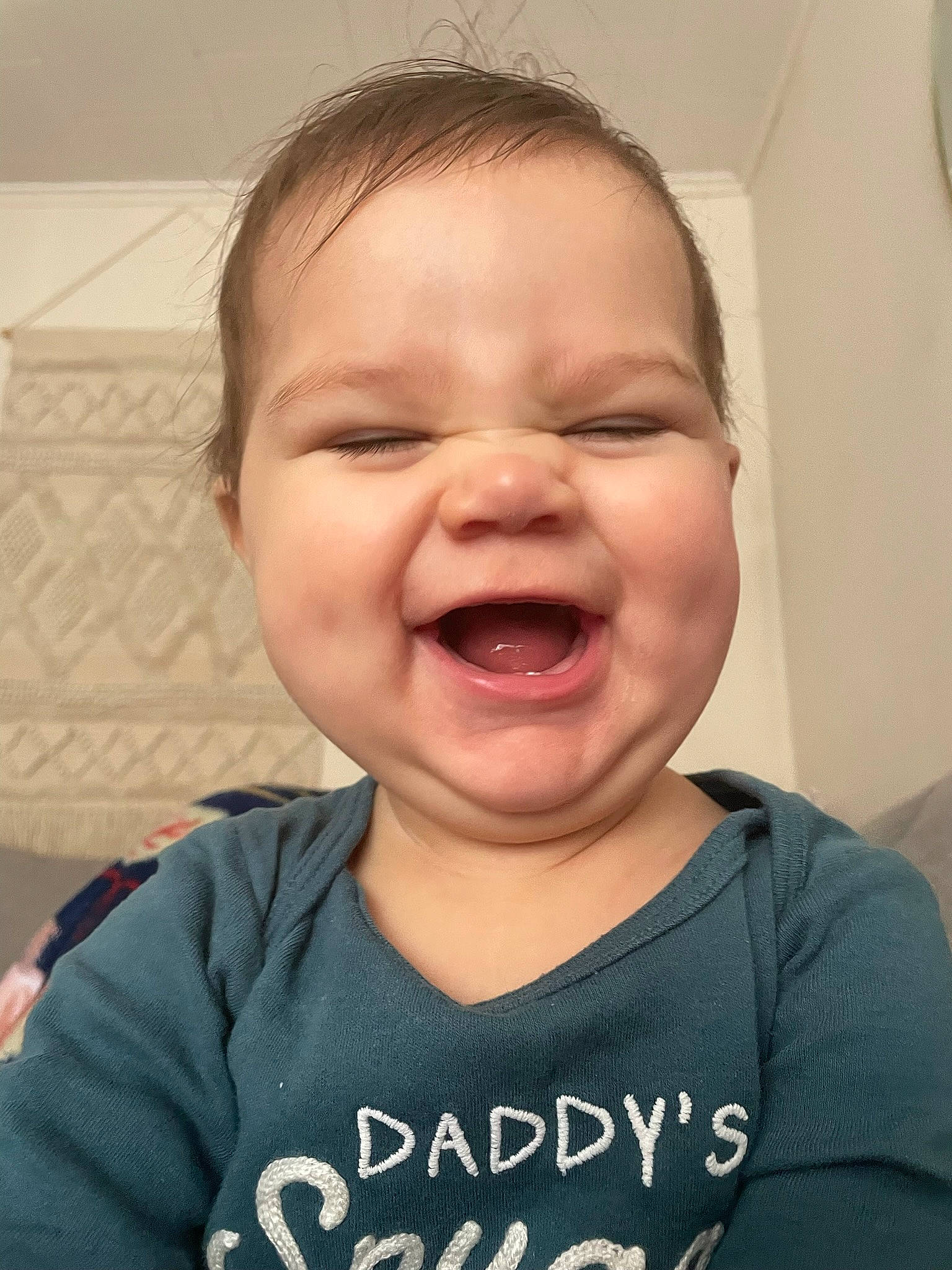 Everley is registered to the contest to win money with this photo: baby, baby_laughing, cheek, finger, forehead, fun, gesture, happy, iris, jaw, lip, mouth, nose, person, shout, sleeve, smile, t_shirt, toddler, tongue