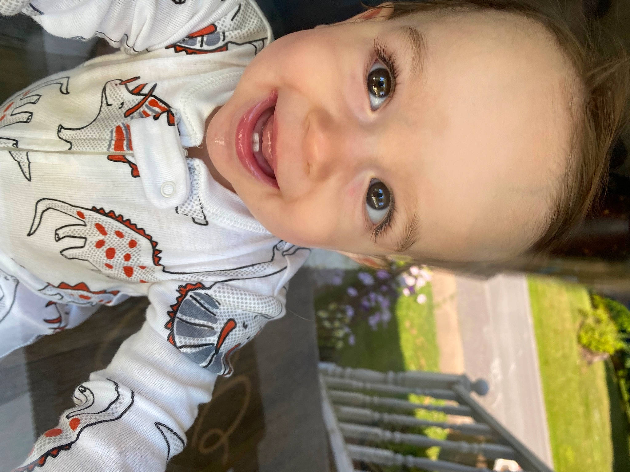 Keanu is registered to the contest to win money with this photo: arm, cheek, chin, eye, eyebrow, face, facial_expression, flash_photography, forehead, hairstyle, happy, human_body, jaw, joy, lip, mouth, nose, organ, person, plant