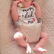 Ulysse a rejoint le concours — aidez-le/la à gagner de superbes lots ! baby, sleeping, pacifier, infant, baby_rocker, clothing, cute, peaceful, indoor, soft_light, face, hands, legs, footwear, comfort, adorable, child, newborn, rest, parental_love