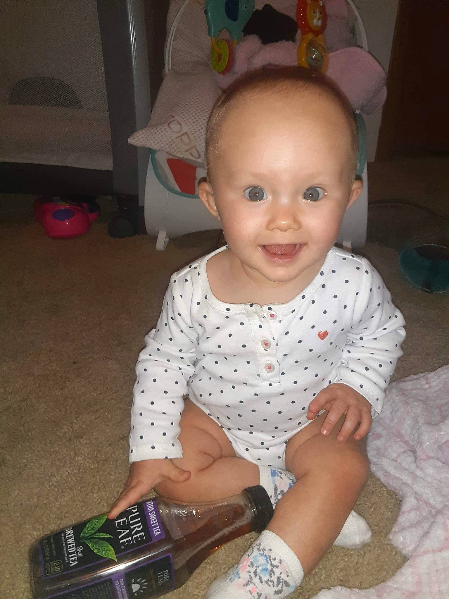 Melody is registered to the contest to win money with this photo: baby, baby_toddler_clothing, child, ear, electronic_device, eye, hair_accessory, iris, joy, person, play, skin, smile, toddler