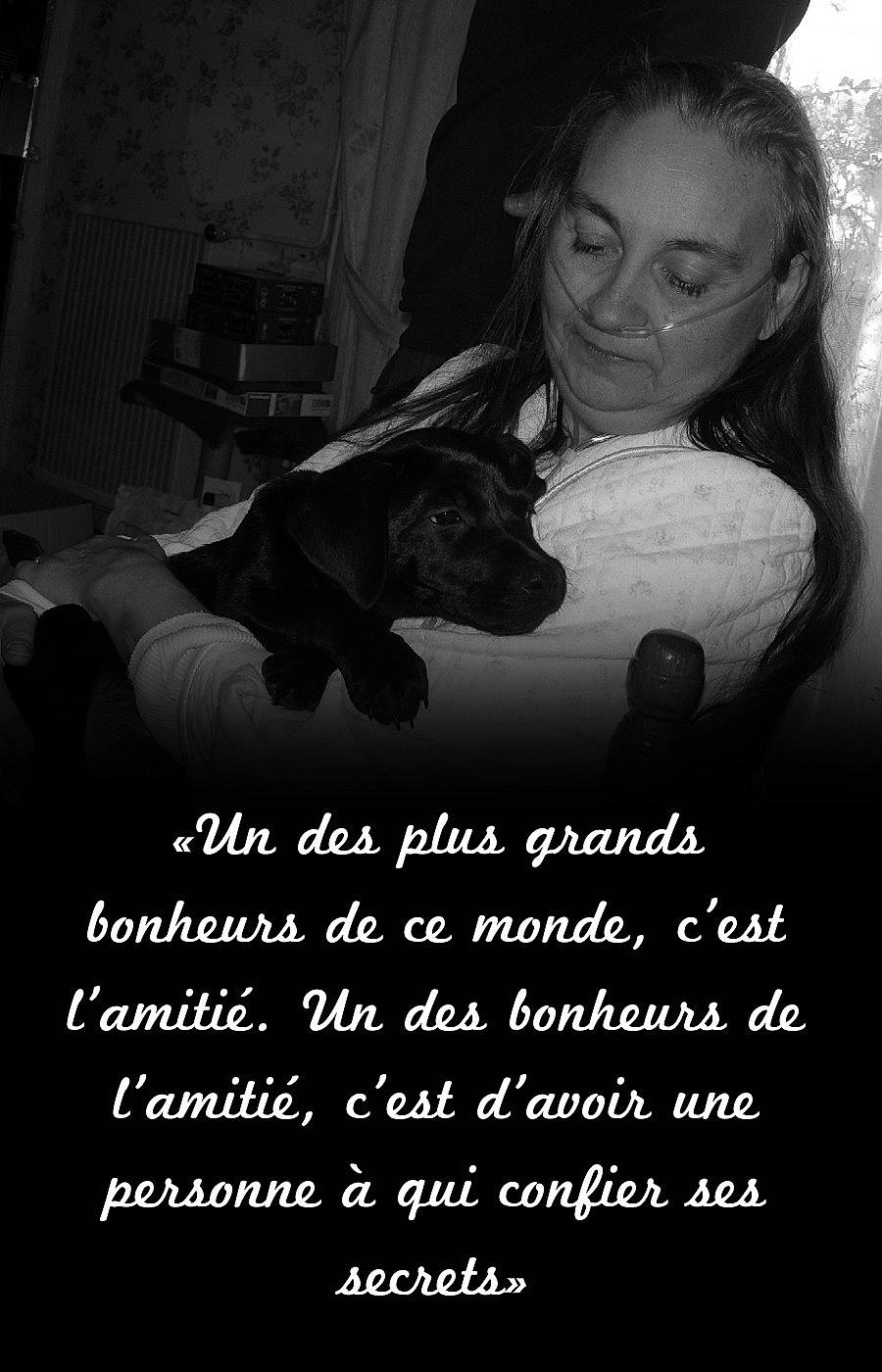 Duchesse a rejoint le concours — aidez-le/la à gagner de superbes lots ! black_and_white, facial_expression, friendship, happy, love, monochrome_photography, person, photo_caption, photography, smile, text