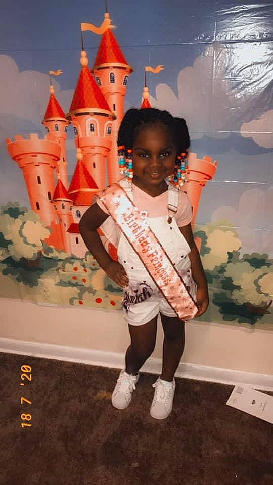 Alajáh joined the competition — help win amazing prizes! art, child, event, fun, happy, illustration, joy, leisure, painting, person, recreation, room, shorts, smile, sock, t_shirt, toddler, tourism, tower, travel