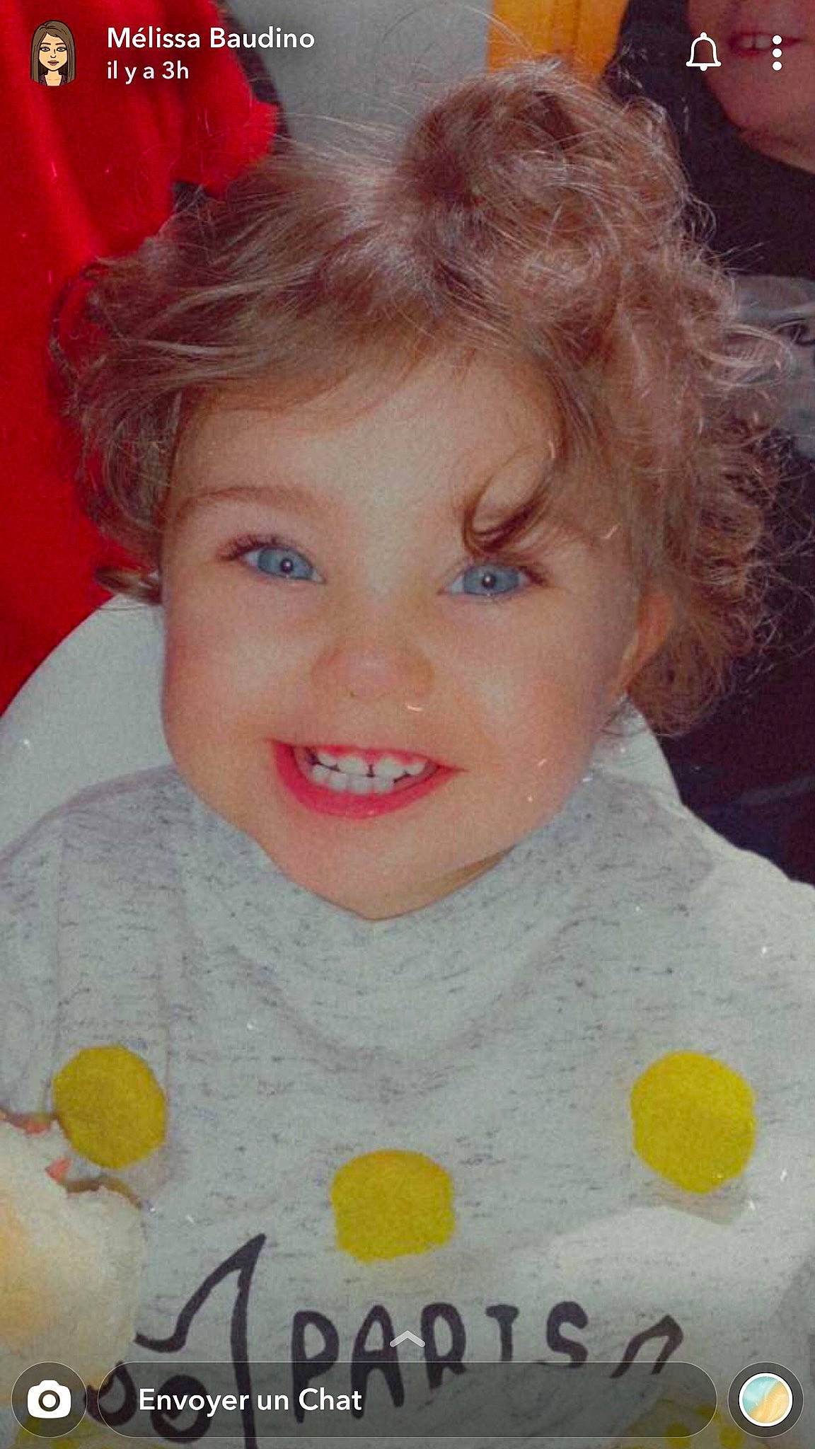 Laïna a rejoint le concours — aidez-le/la à gagner de superbes lots ! cheek, chin, eye, eyebrow, face, facial_expression, forehead, hairstyle, happy, head, iris, joy, lip, mouth, nose, organ, person, pink, product, skin