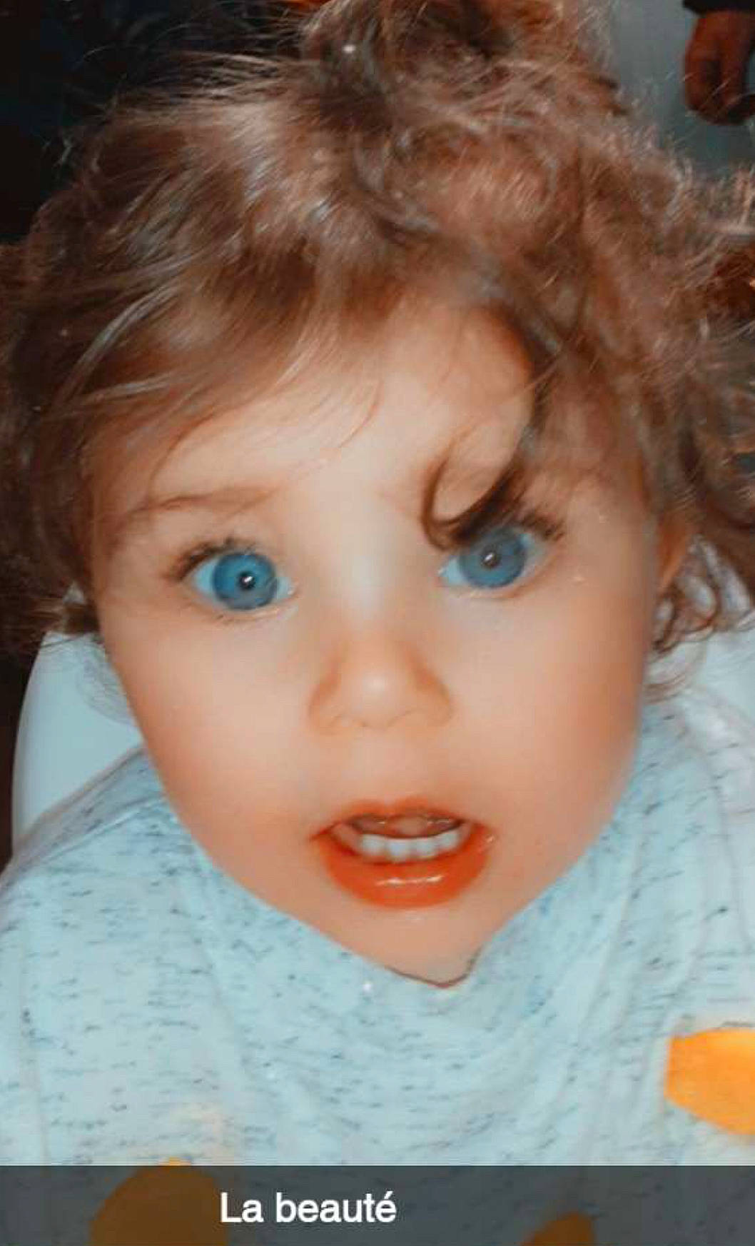 Laïna participe au concours pour gagner de l'argent avec cette photo : cheek, chin, cool, eye, eyebrow, eyelash, forehead, happy, human_body, iris, jaw, lip, mouth, neck, nose, organ, outerwear, person, skin, smile