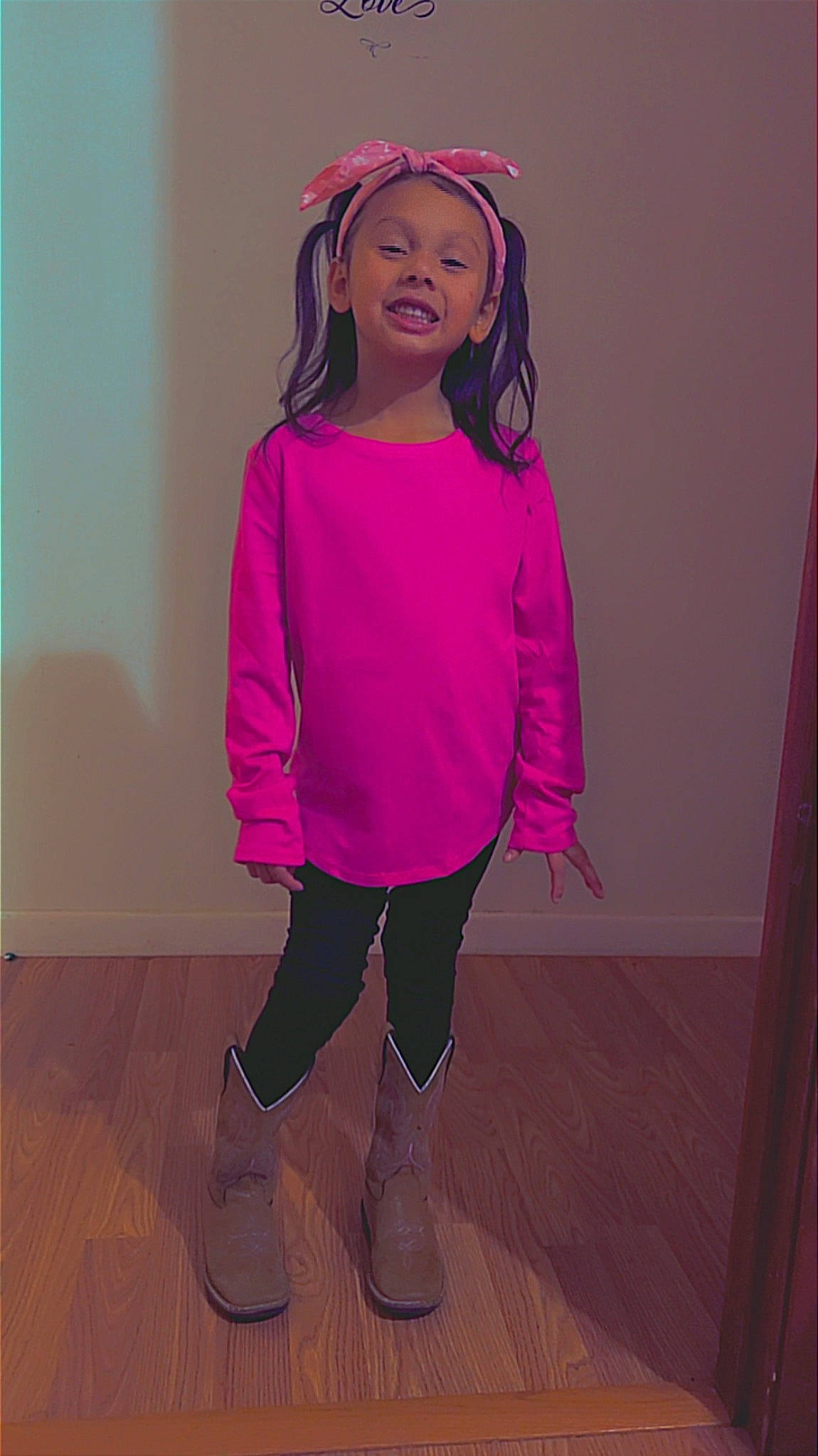Rylee is registered to the contest to win money with this photo: beauty, electric_blue, fashion_design, fun, hair, head, headgear, human_leg, knee, leggings, magenta, person, pink, purple, sleeve, sportswear, t_shirt, thigh, violet, waist