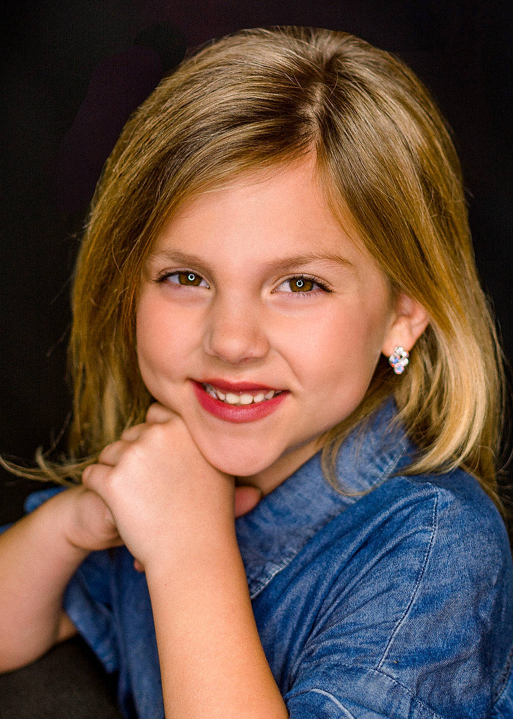 Henley is registered to the contest to win money with this photo: beauty, blond, brown_hair, cheek, chin, electric_blue, eye, eyebrow, eyelash, forehead, hair, hairstyle, iris, joy, layered_hair, lip, long_hair, mouth, nose, organ