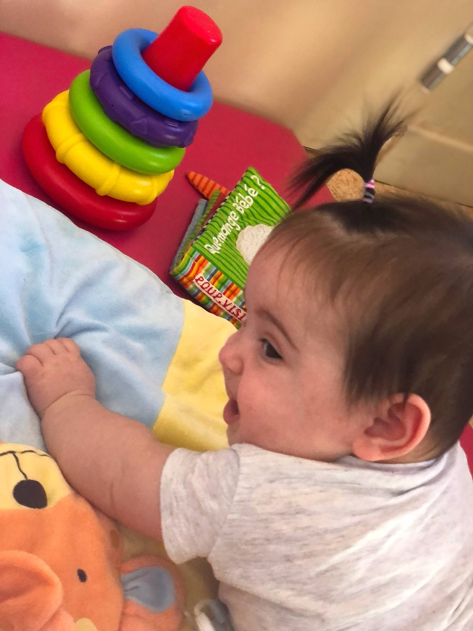 Lena participe au concours pour gagner de l'argent avec cette photo : baby, baby_playing_with_toys, baby_products, baby_toddler_clothing, baby_toys, cheek, child, comfort, fun, hand, happy, linens, nose, person, product, room, skin, stuffed_toy, toddler, toy