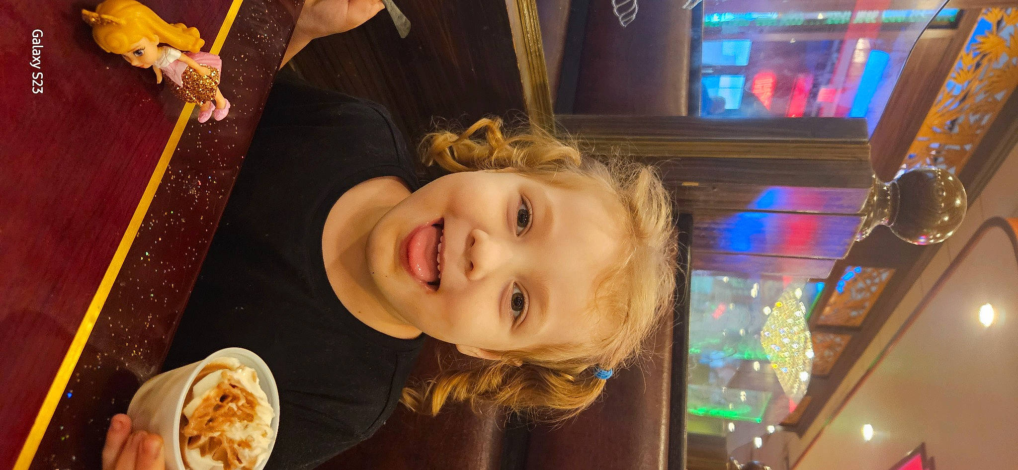 Kaci is registered to the contest to win money with this photo: child, comfort_food, cuisine, dish, event, fast_food, food, fun, guitar, happy, ingredient, joy, leisure, musical_instrument, person, plate, room, smile, tableware, toddler