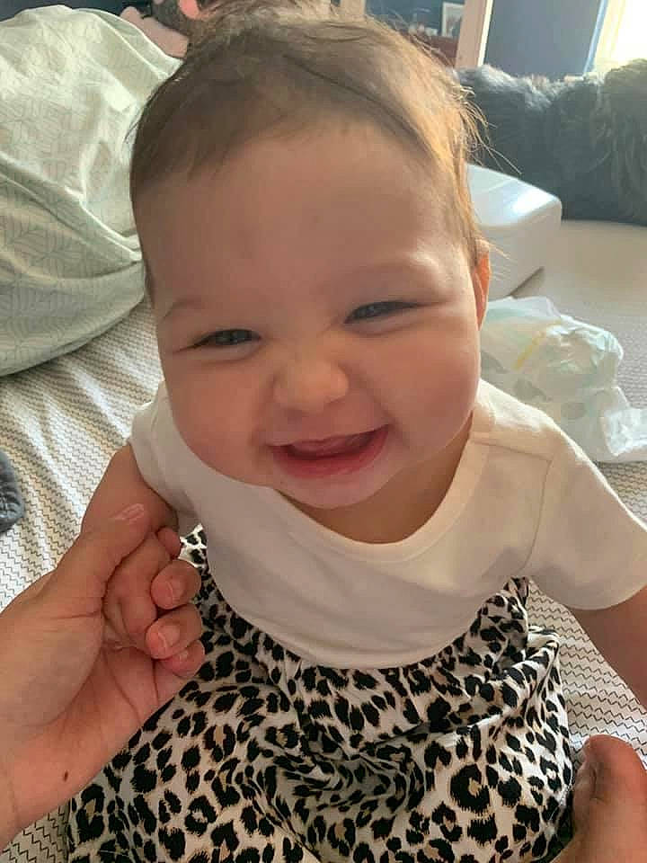 Avalyn is registered to the contest to win money with this photo: arm, baby, cheek, child, ear, eyebrow, face, facial_expression, forehead, hair, hairstyle, head, lip, mouth, neck, nose, person, selfie, skin, smile
