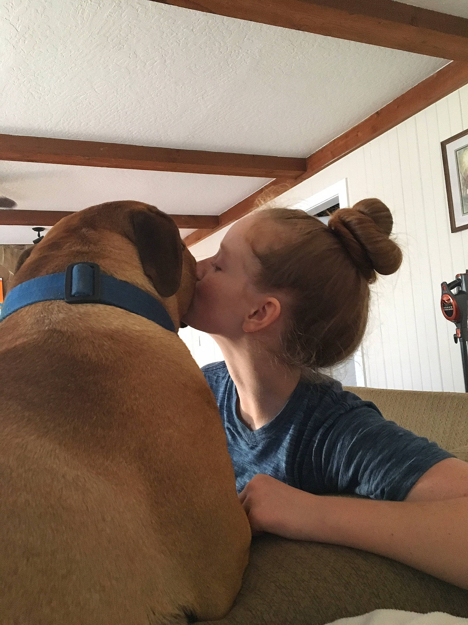 Ricky is registered to the contest to win money with this photo: arm, muscle