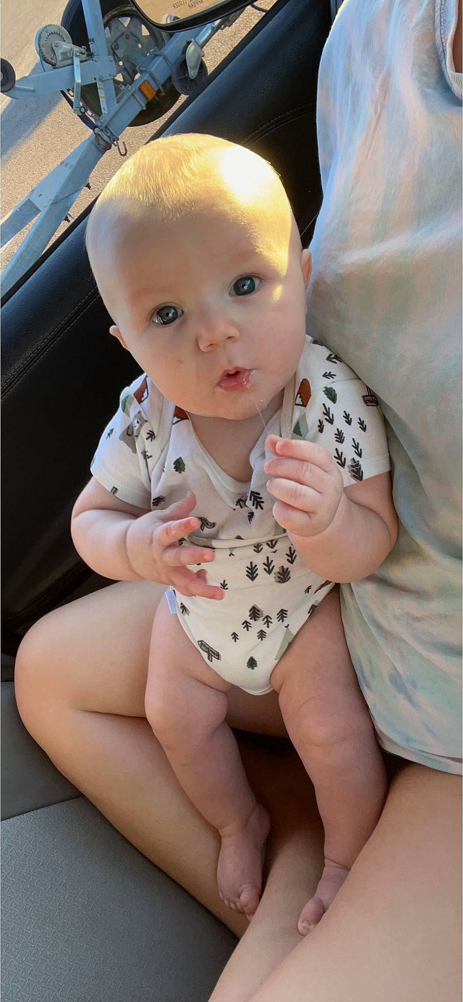 Cason is registered to the contest to win money with this photo: arm, baby, baby_toddler_clothing, beauty, cheek, comfort, eye, face, finger, hand, happy, head, human_body, knee, leg, person, skin, sleeve, stomach, thigh