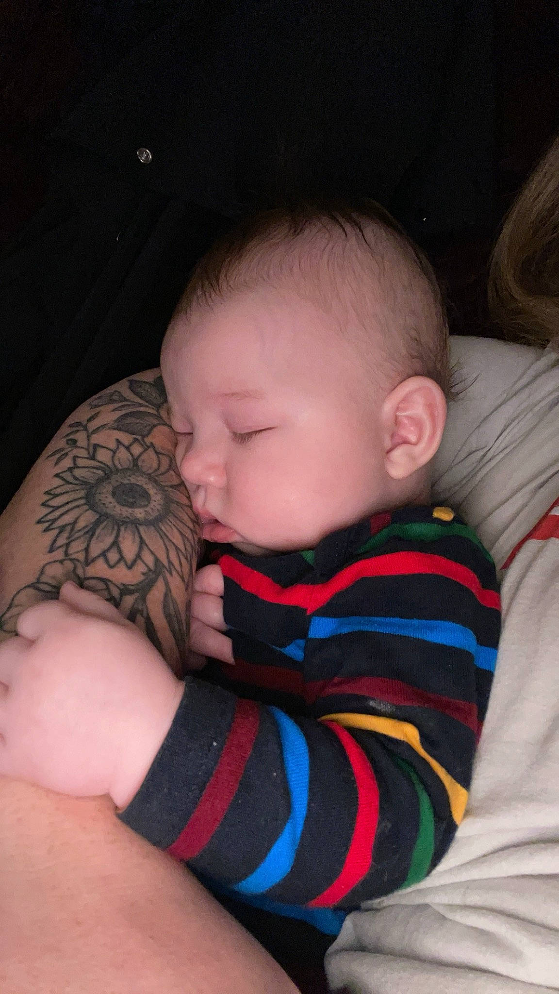 Leelyn is registered to the contest to win money with this photo: baby, baby_toddler_clothing, cheek, chin, comfort, elbow, eye, hairstyle, head, human_body, iris, joint, leg, mouth, neck, nose, person, shoulder, skin, sleeve