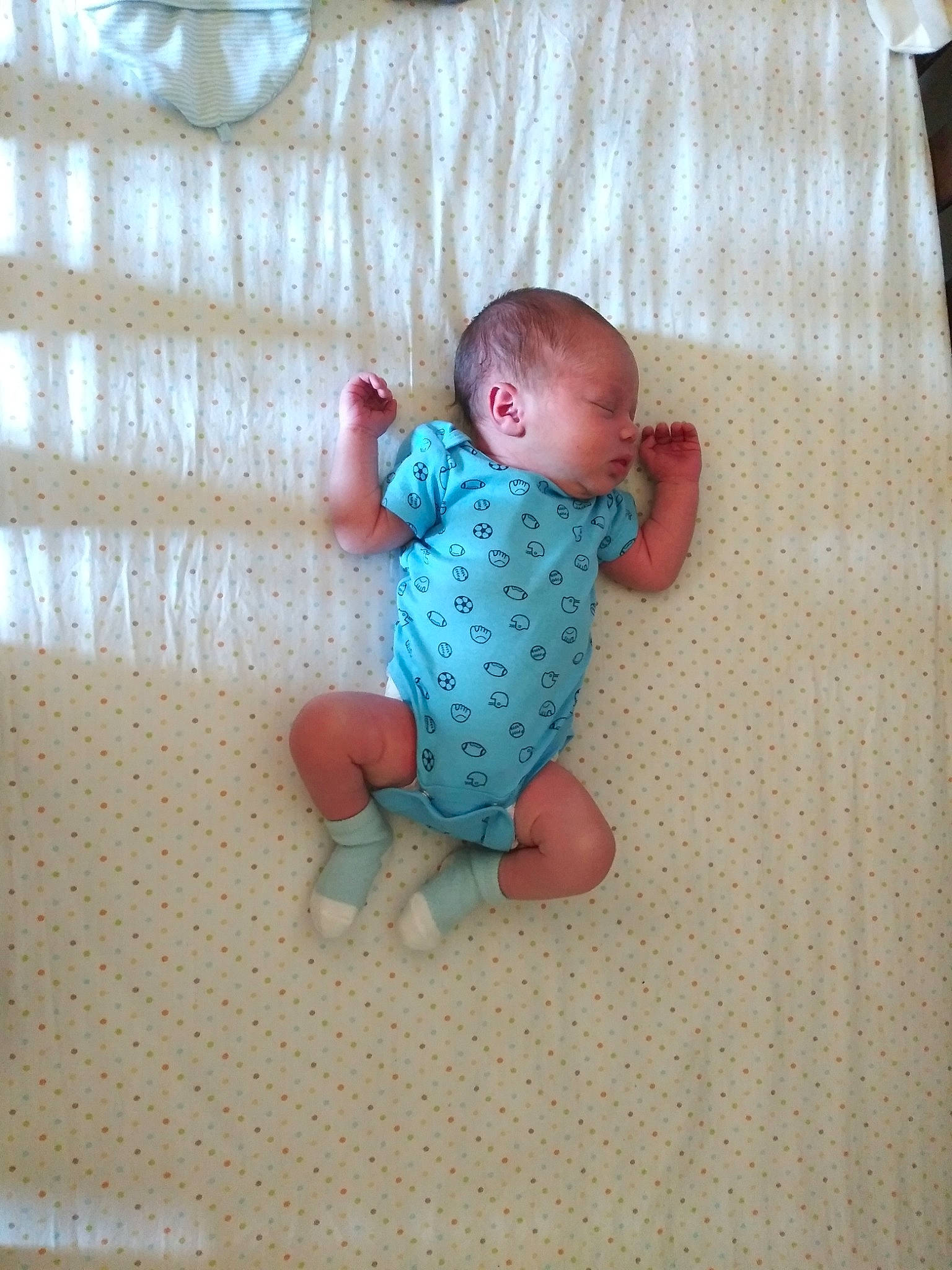 Kj is registered to the contest to win money with this photo: baby, child, person, toddler