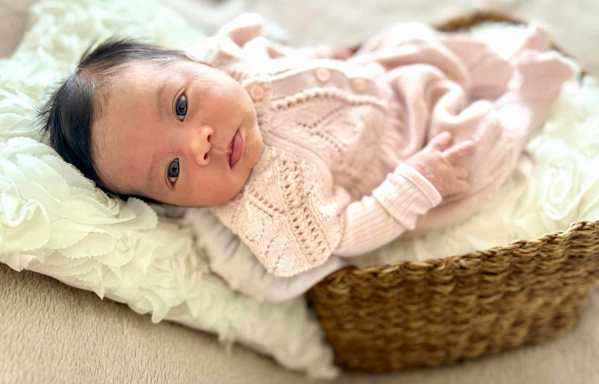 Lila Roslind joined the competition — help win amazing prizes! baby, infant, basket, blanket, knitted_clothing, pink, soft_texture, face, eyes, lying_down, cozy, indoor, portrait, cute, newborn, child, fabric, woven, peaceful, closeup