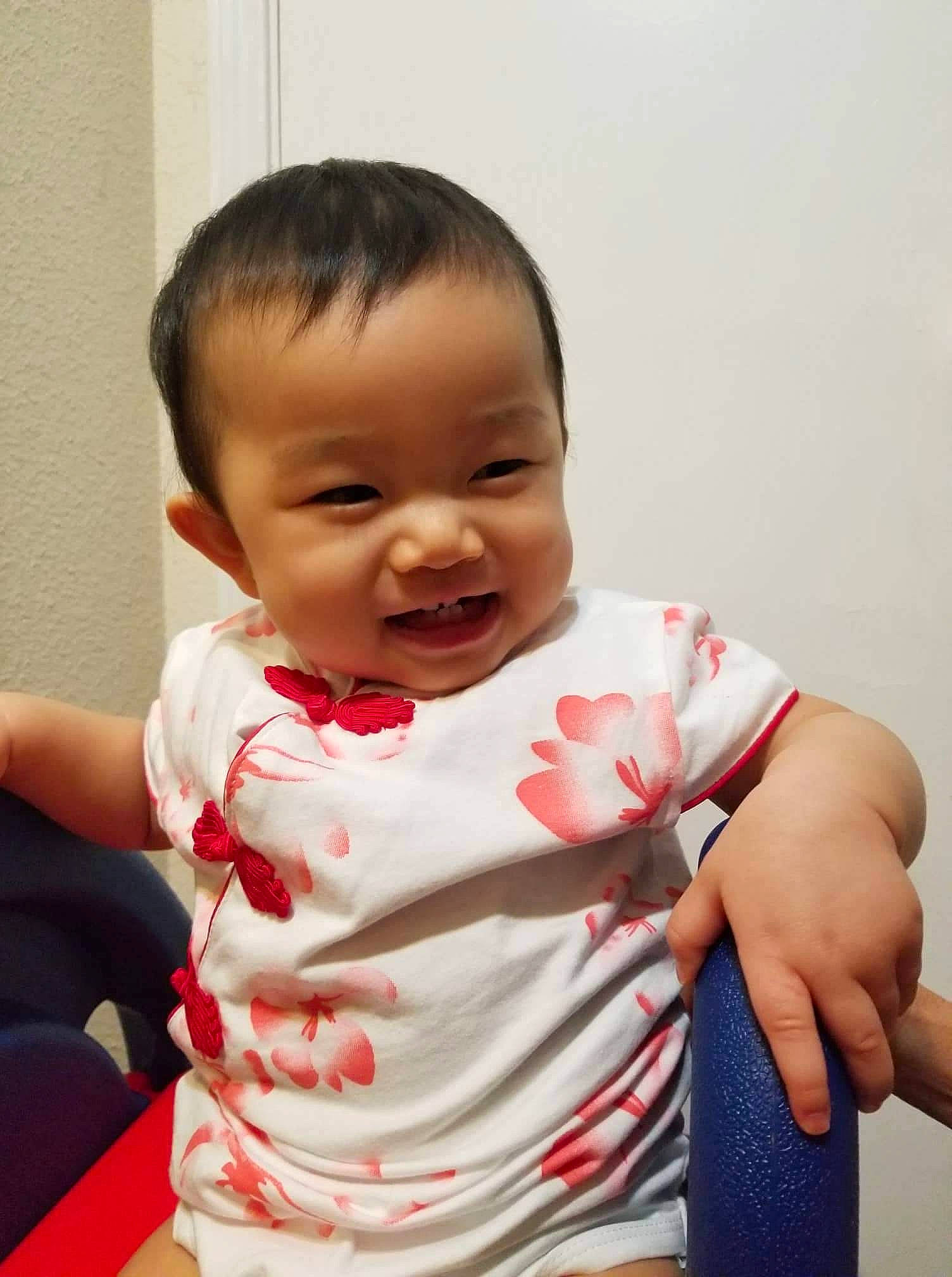 Katelynn is registered to the contest to win money with this photo: baby, baby_toddler_clothing, cheek, chin, collar, elbow, eye, eyelash, gesture, happy, human_body, lip, neck, nose, person, shoulder, skin, sleeve, smile, t_shirt