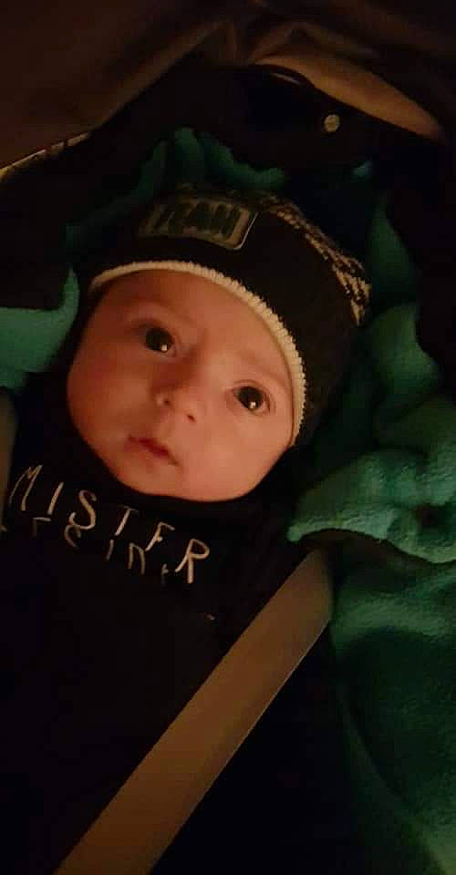 Kenzo participe au concours pour gagner de l'argent avec cette photo : cheek, child, eye, face, girl, head, infant, person, product, toddler