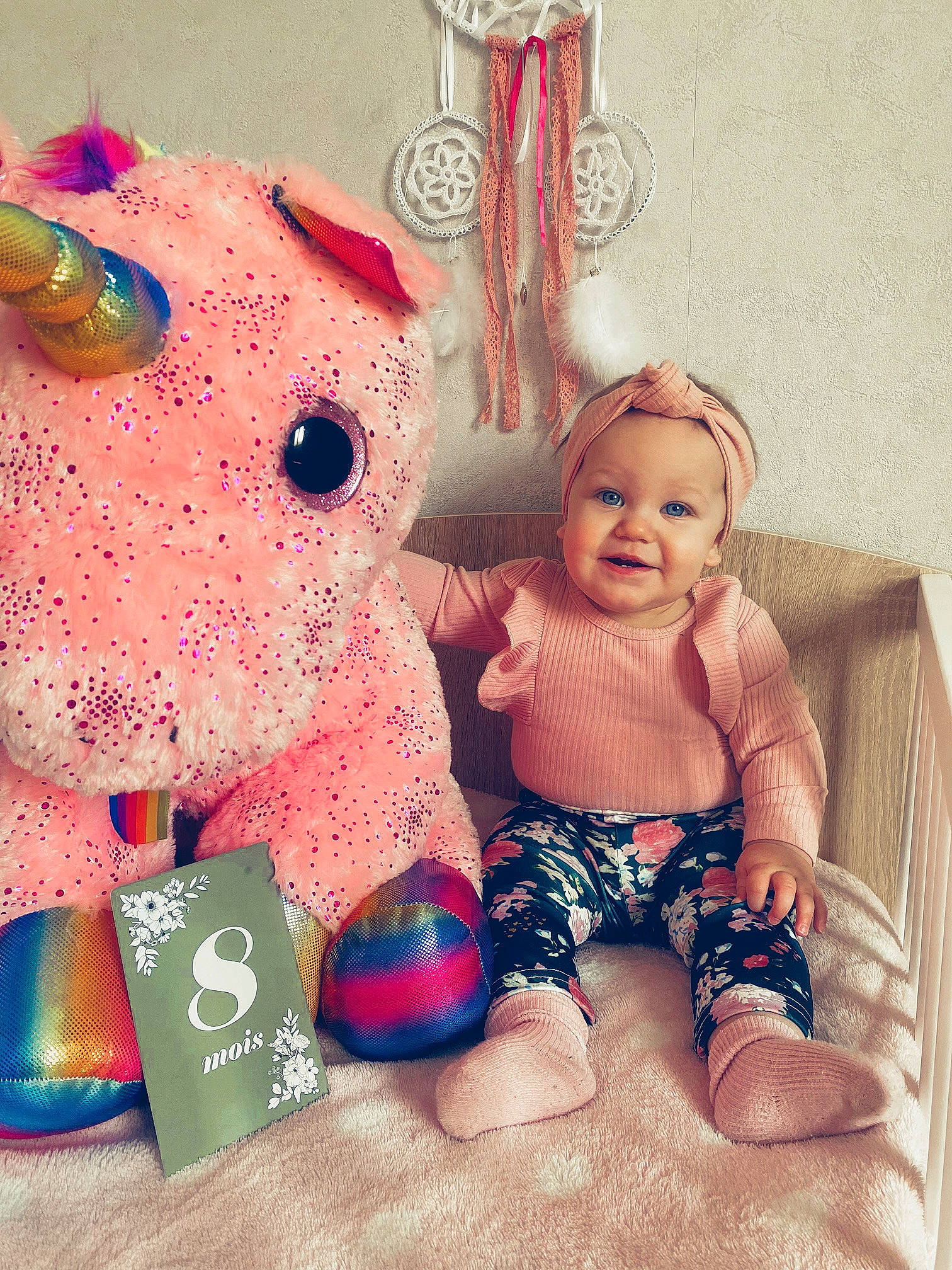 Lïyah participe au concours pour gagner de l'argent avec cette photo : art, baby_toddler_clothing, carmine, fashion_accessory, foot, happy, human_leg, magenta, mammal, pattern, person, pink, plush, selfie, shorts, sitting, stuffed_toy, textile, thigh, toy