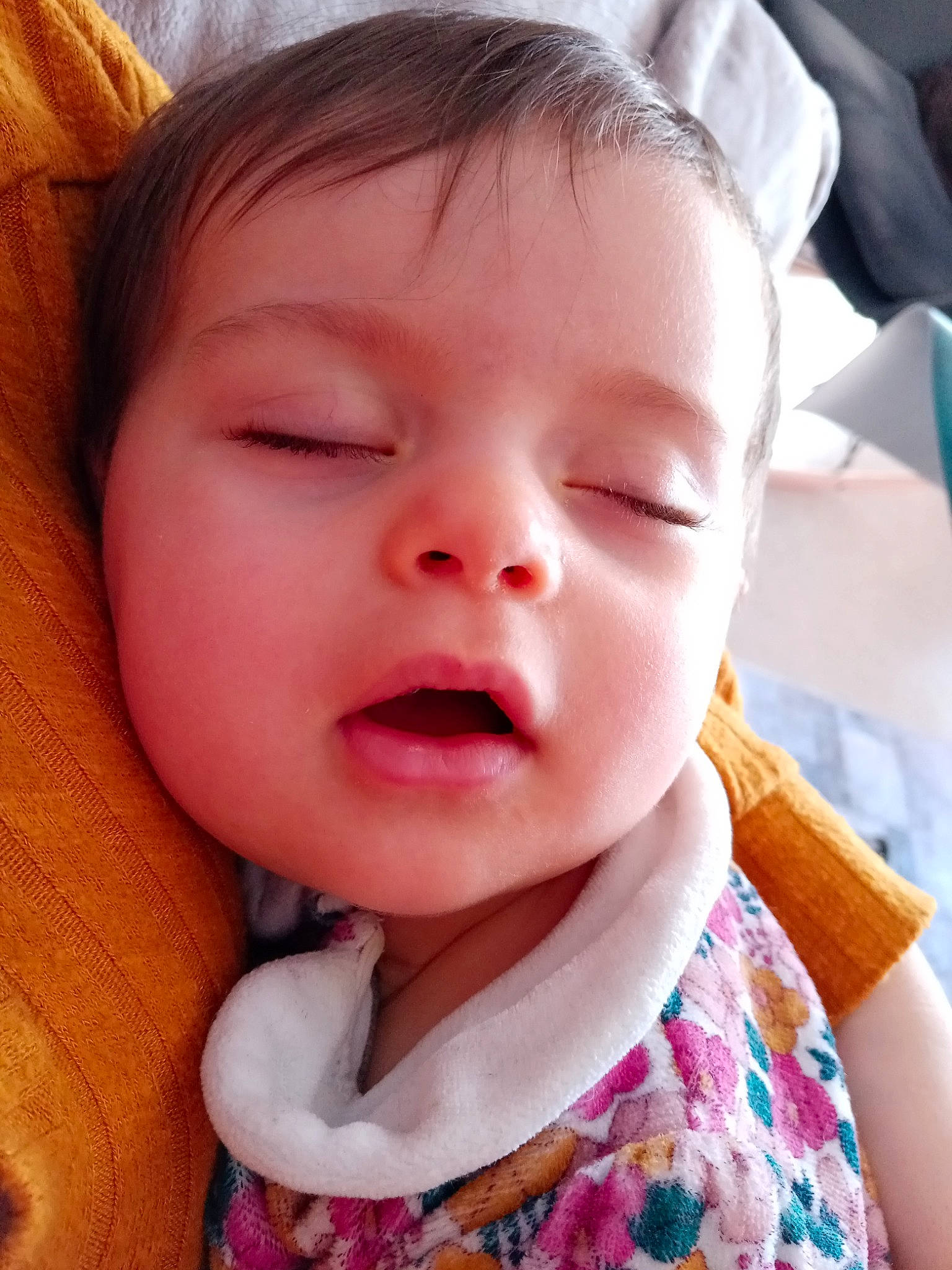 Capucine a rejoint le concours — aidez-le/la à gagner de superbes lots ! baby, baby_toddler_clothing, cheek, ear, eyebrow, eyelash, happy, iris, jaw, lip, mouth, neck, nose, person, pink, product, skin, sleeve, smile, textile