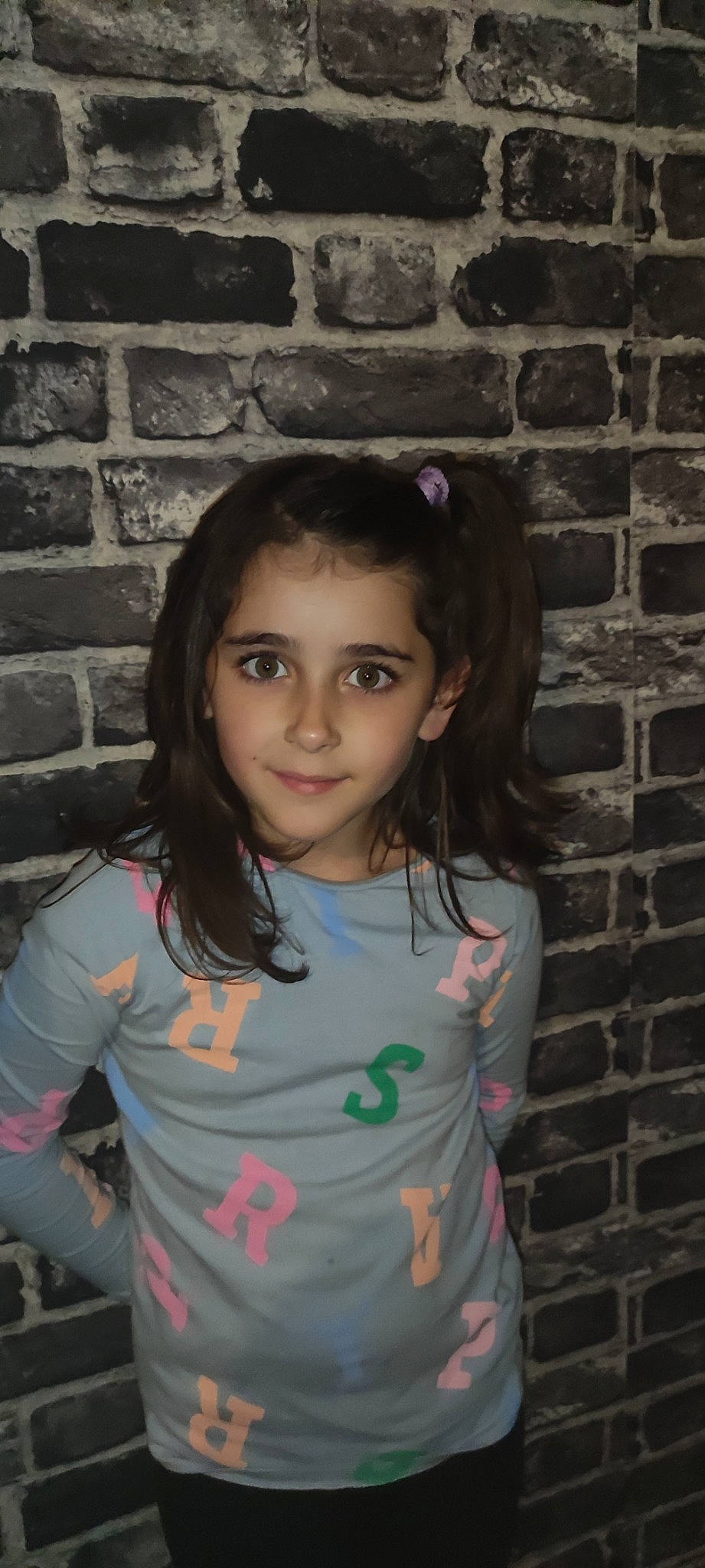 Annaelle a rejoint le concours — aidez-le/la à gagner de superbes lots ! beauty, black_hair, cheek, chin, clothing, cool, face, facial_expression, flash_photography, forehead, hair, hairstyle, happy, head, iris, joy, lip, person, skin, sleeve