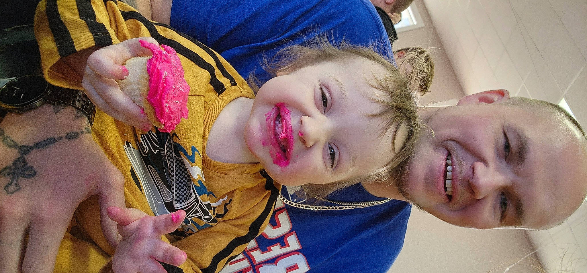 Jaxen is registered to the contest to win money with this photo: cheek, eye, facial_expression, finger, fun, gesture, happy, human, iris, joy, lip, mammal, mouth, nose, person, product, skin, smile, summer, toddler