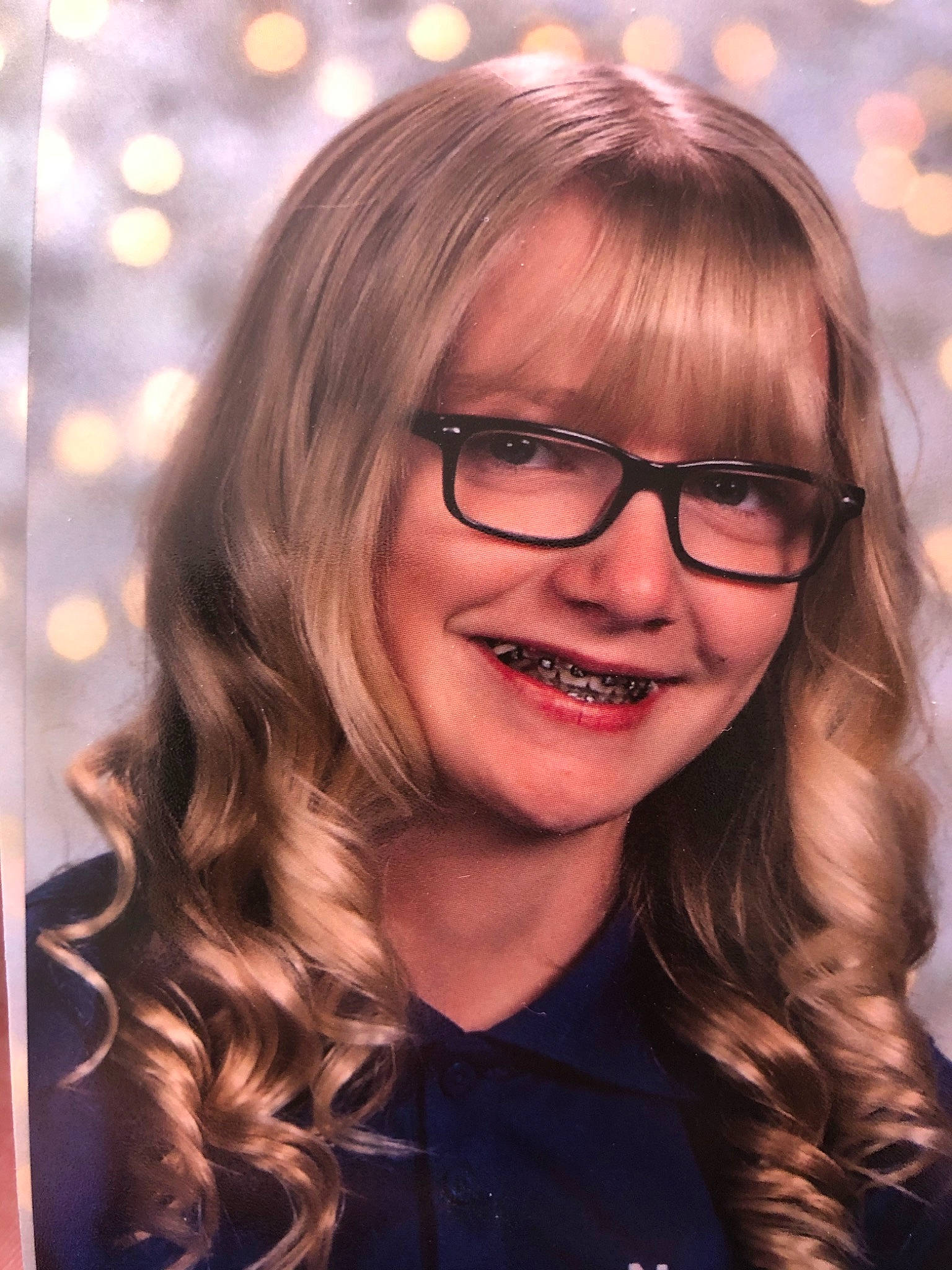 Brailee is registered to the contest to win money with this photo: bangs, beauty, blond, brown_hair, chin, eyewear, face, feathered_hair, glasses, hair, hair_coloring, hairstyle, joy, layered_hair, lip, long_hair, person, portrait_photography, smile, step_cutting