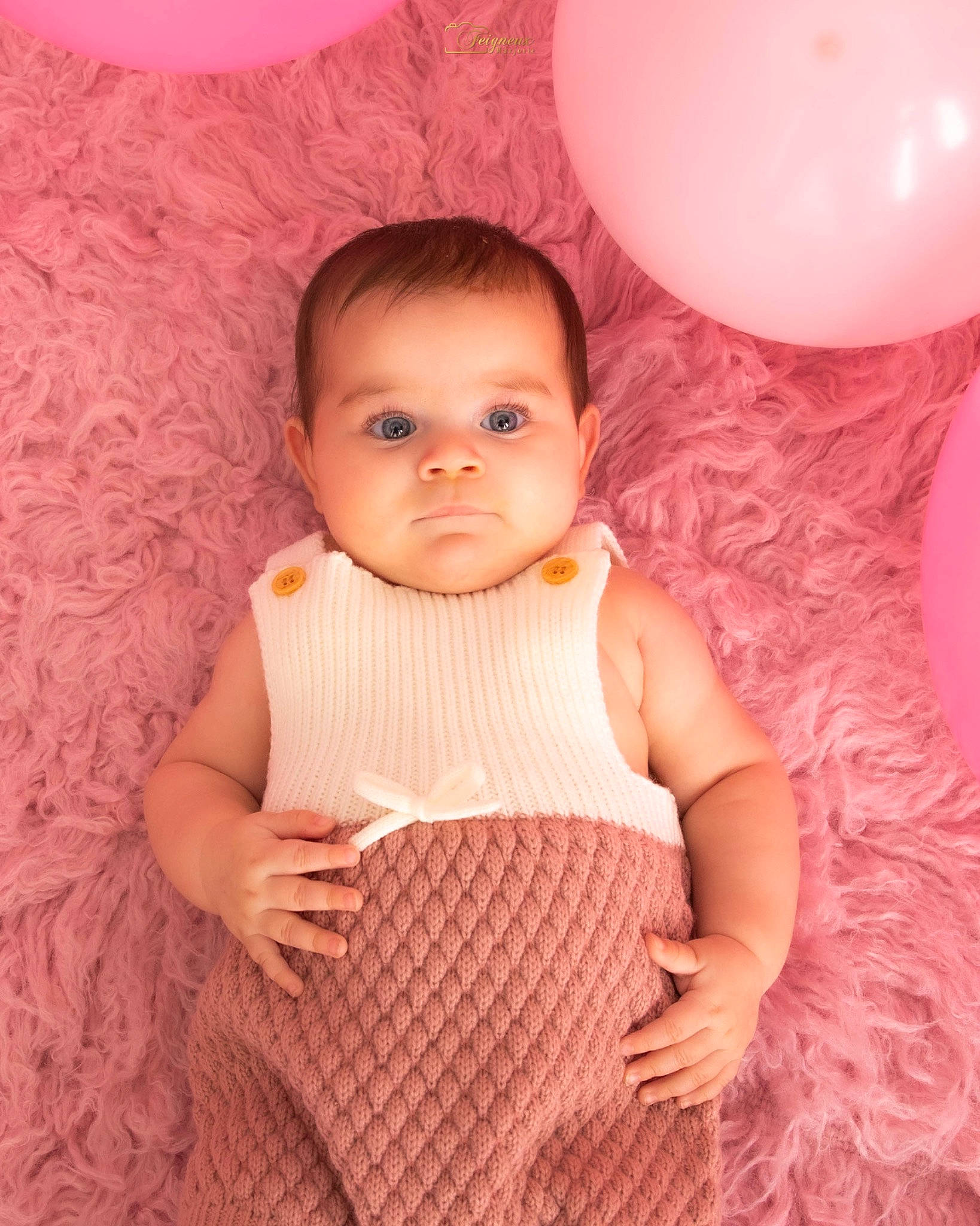 Kamilia a rejoint le concours — aidez-le/la à gagner de superbes lots ! baby, baby_toddler_clothing, balloon, beauty, cheek, child, day_dress, facial_expression, flash_photography, happy, lip, magenta, one_piece_garment, organ, people, person, pink, skin, sleeve, textile