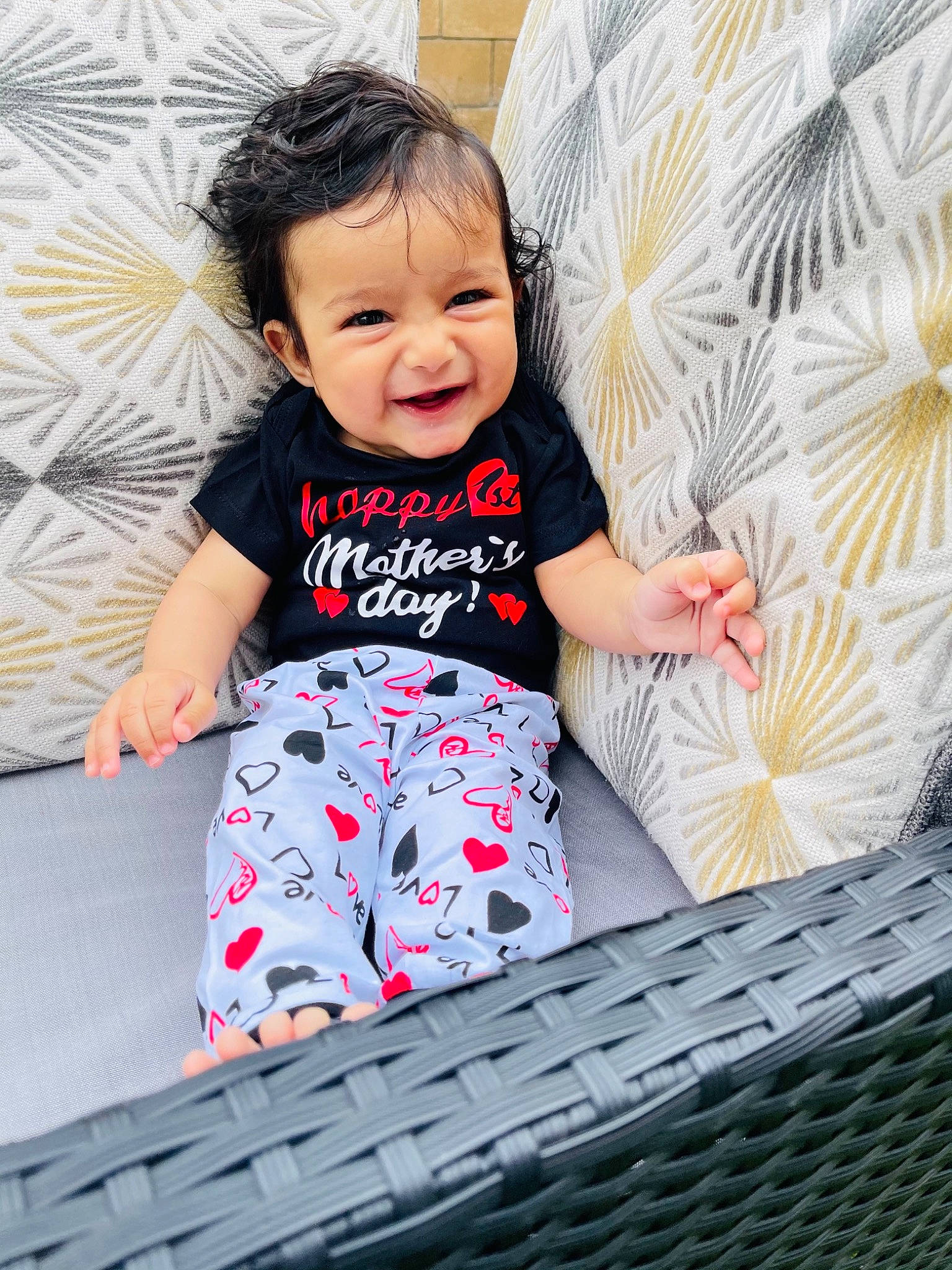 Yug joined the competition — help win amazing prizes! baby, baby_toddler_clothing, beauty, child, comfort, eye, facial_expression, fun, happy, pattern, people, person, pink, product, shirt, sitting, sleeve, smile, t_shirt, textile