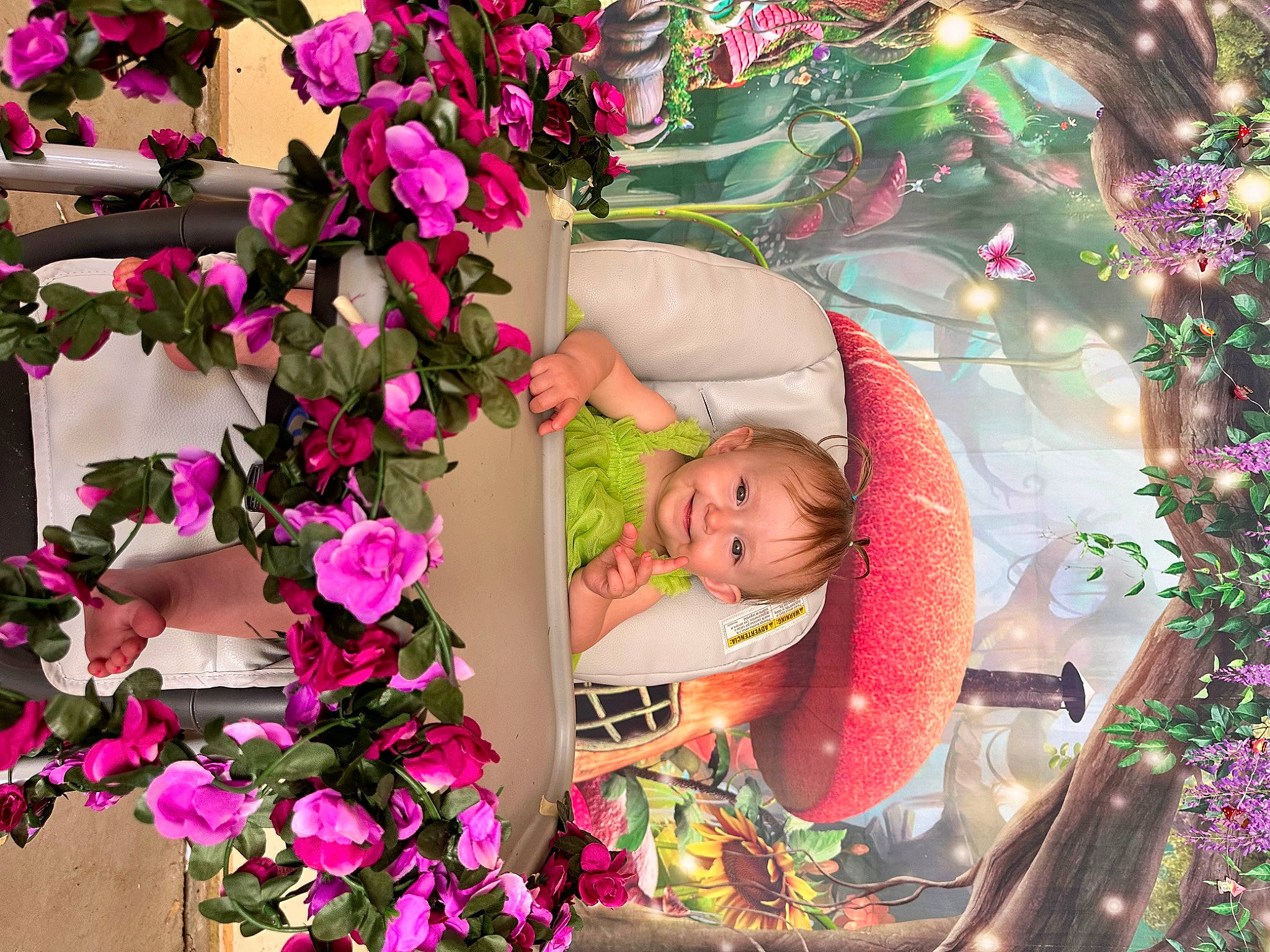Evelynn is registered to the contest to win money with this photo: annual_plant, beauty, botany, creative_arts, cut_flowers, event, floral_design, floristry, flower, flower_arranging, flowering_plant, fun, happy, joy, leaf, magenta, person, petal, pink, plant