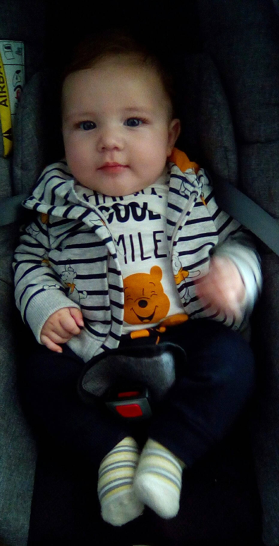 Nathan participe au concours pour gagner de l'argent avec cette photo : boy, child, eye, infant, person, product, sitting, skin, toddler