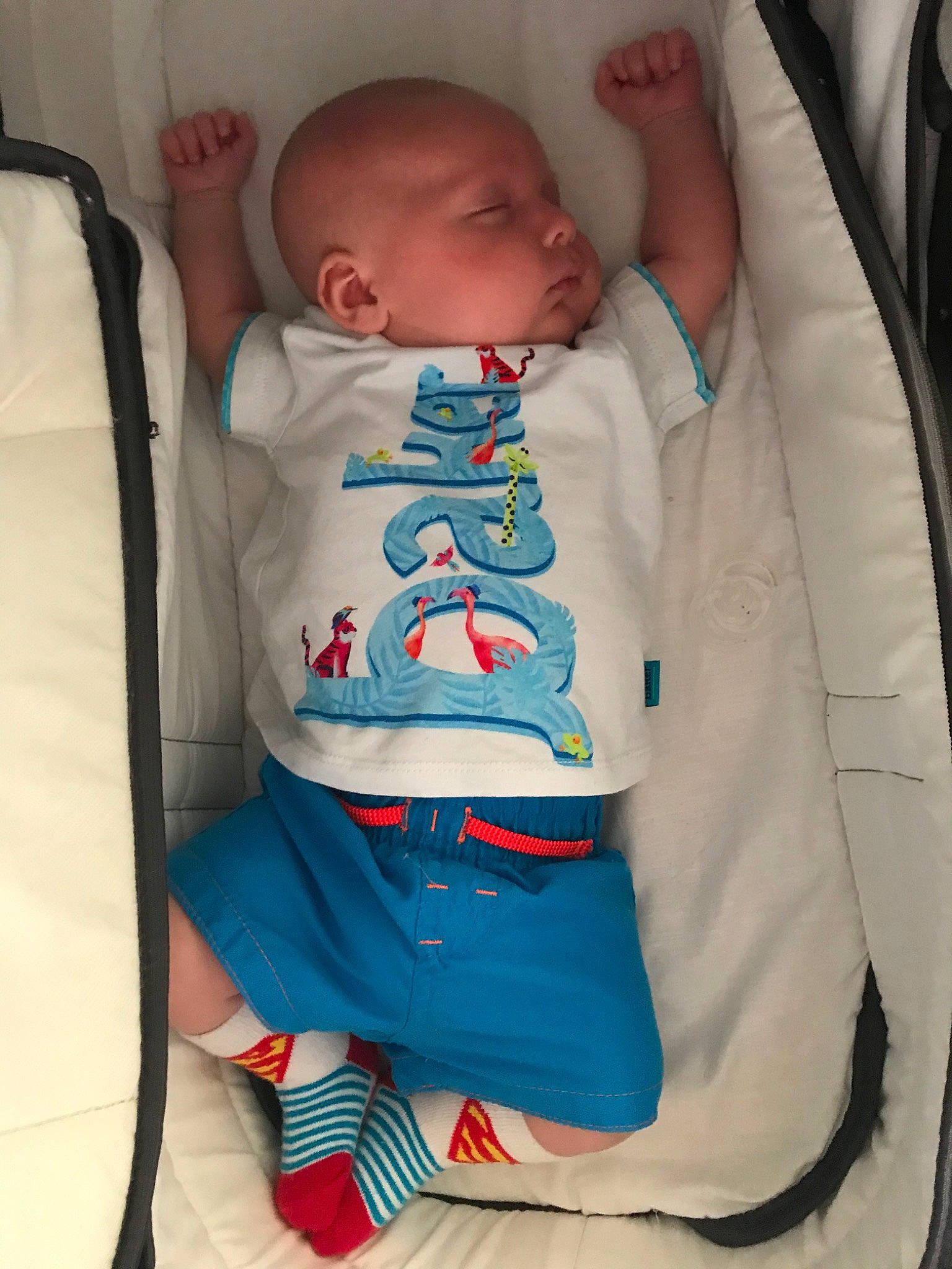 Archy is registered to the contest to win money with this photo: baby, baby_carriage, baby_in_car_seat, baby_products, car_seat, child, comfort, person, product, sleep, toddler