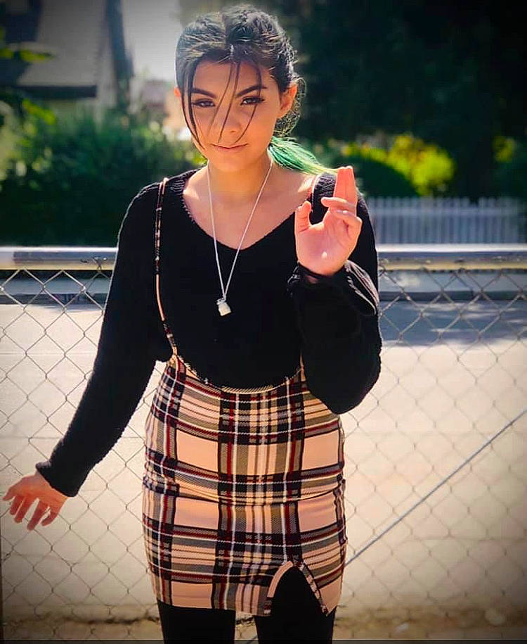 Gracie joined the competition — help win amazing prizes! arm, bag, electric_blue, eyewear, fashion_design, fence, flash_photography, hand, happy, jewellery, knee, lip, neck, pattern, person, plaid, shoulder, sleeve, tartan, trunk