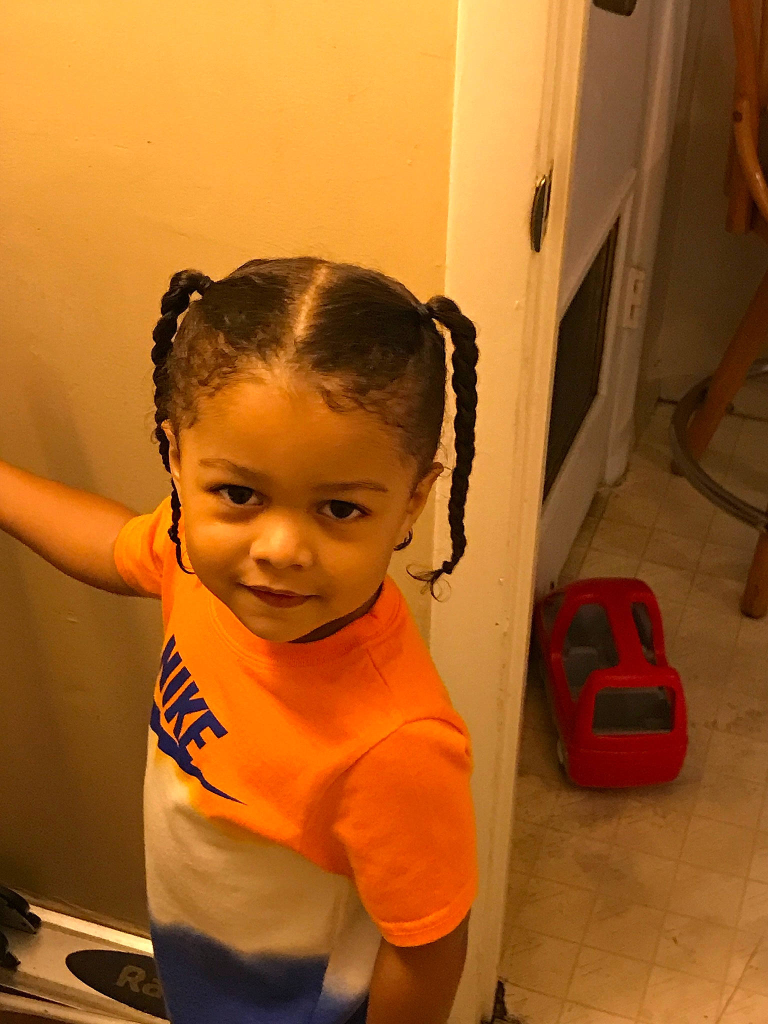 Hakeem is registered to the contest to win money with this photo: child, hair, hairstyle, person, toddler