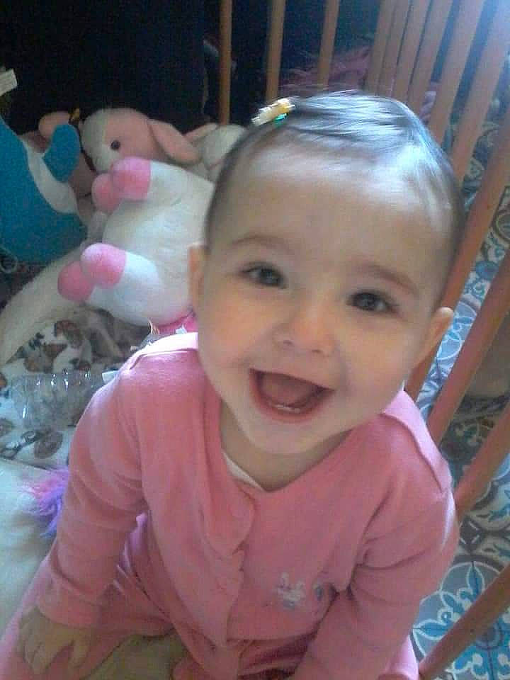 Gabrielle participe au concours pour gagner de l'argent avec cette photo : cheek, child, day, eye, eyebrow, face, facial_expression, forehead, girl, hair, hairstyle, head, human_hair_color, infant, joy, nose, person, pink, product, skin