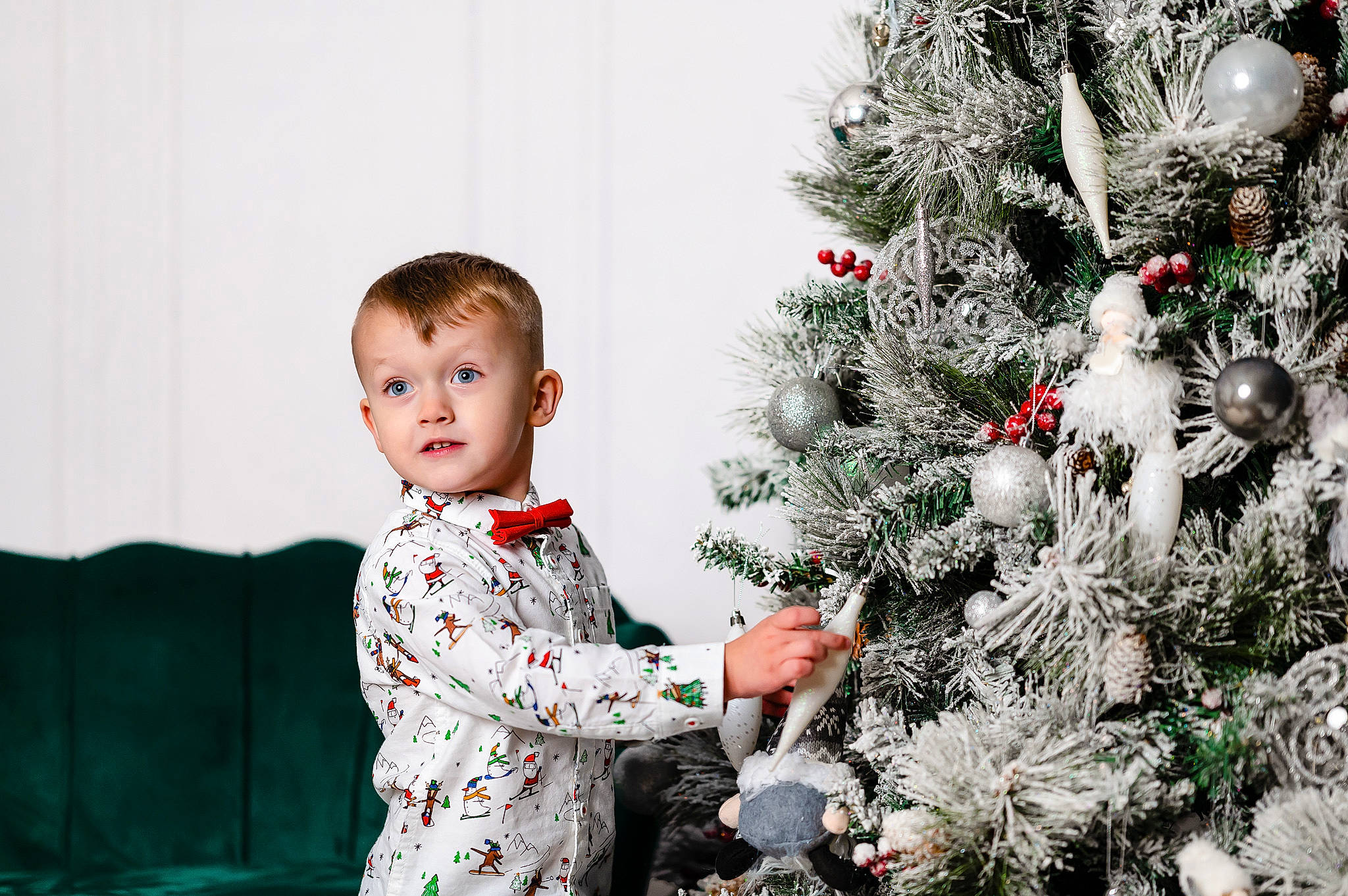 Nathan joined the competition — help win amazing prizes! baby_toddler_clothing, christmas, christmas_decoration, christmas_ornament, christmas_tree, event, evergreen, facial_expression, grass, hairstyle, happy, holiday, holiday_ornament, human_body, ornament, people_in_nature, person, plant, sleeve, standing